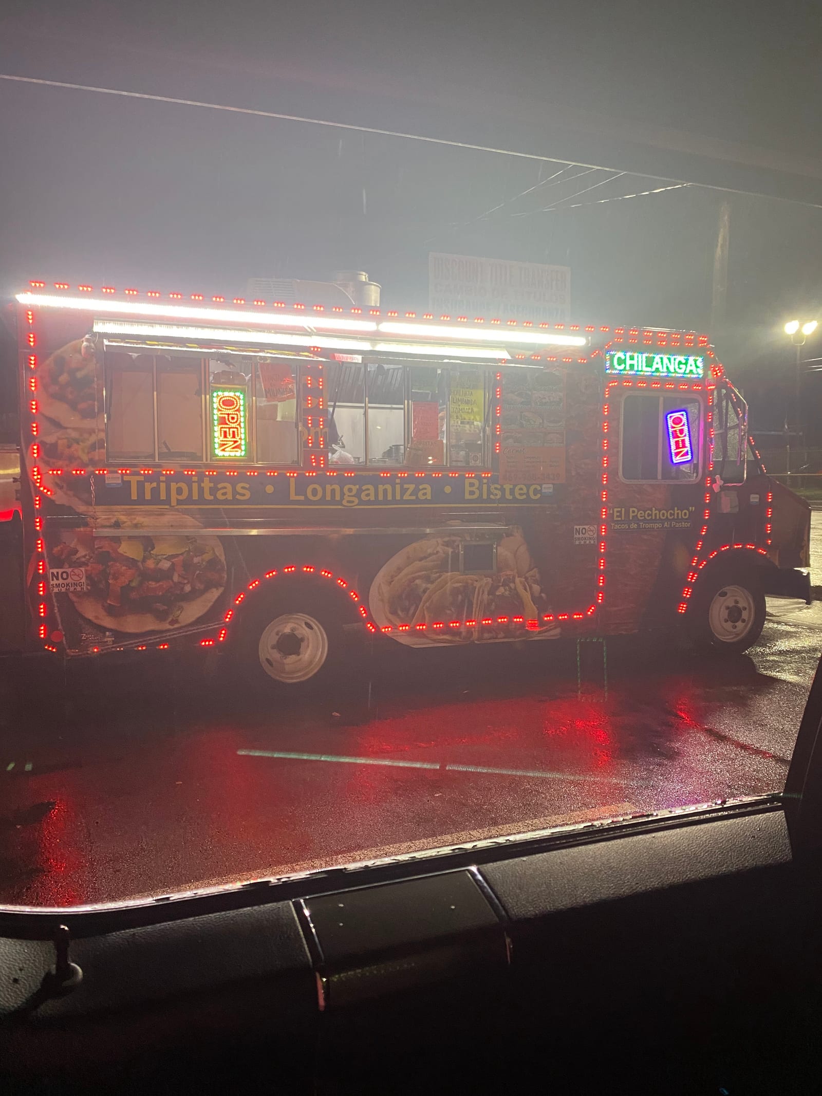 "El Pechocho" Tacos Estilo D.F (Food Truck)