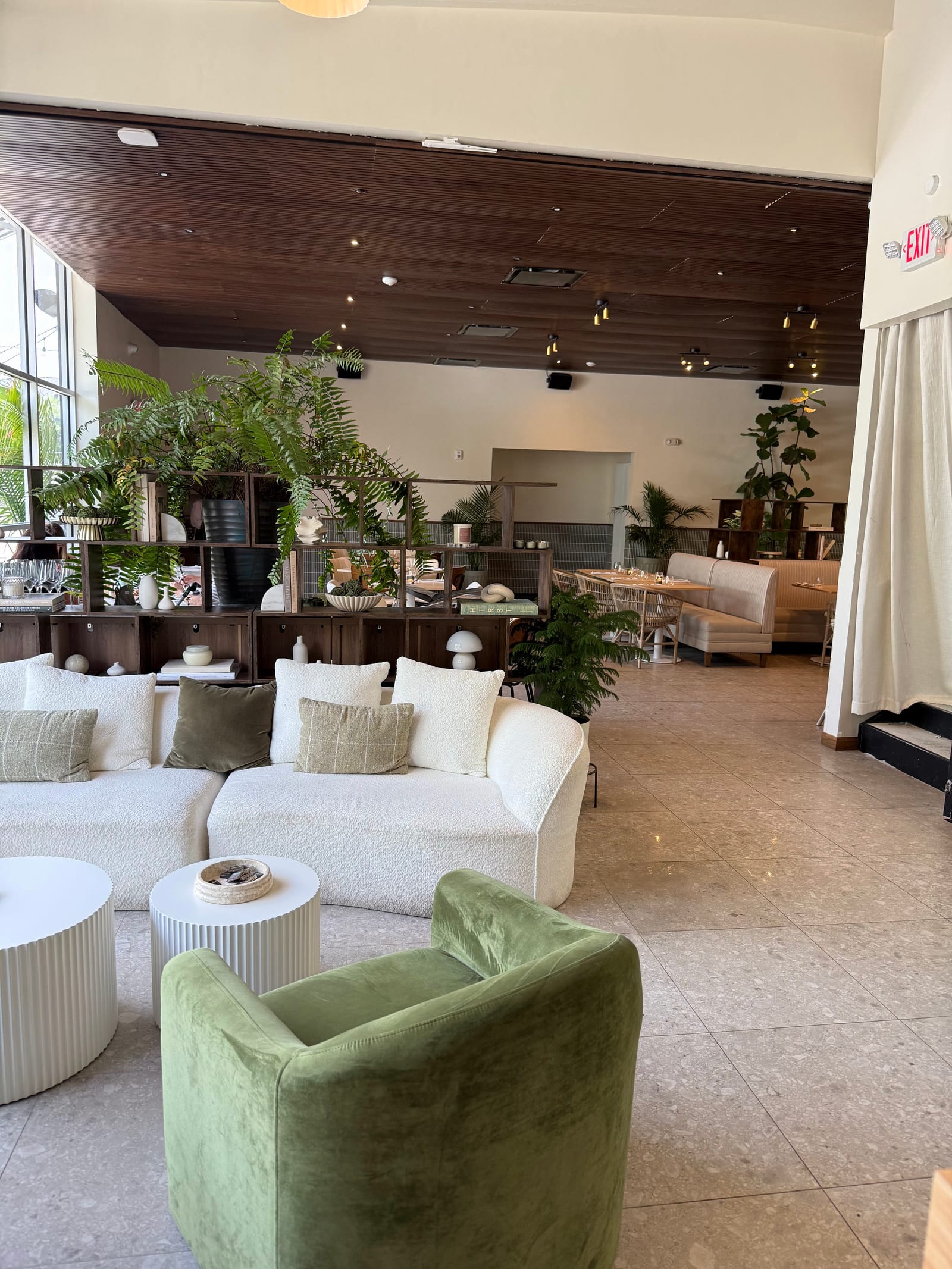 Lazy Lane Restaurant