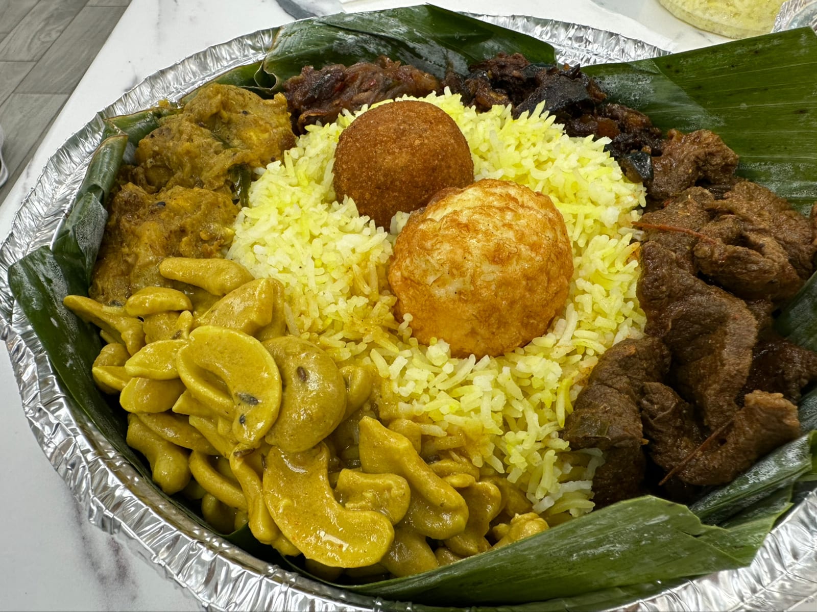 Thunapaha Restaurant & Grocery
