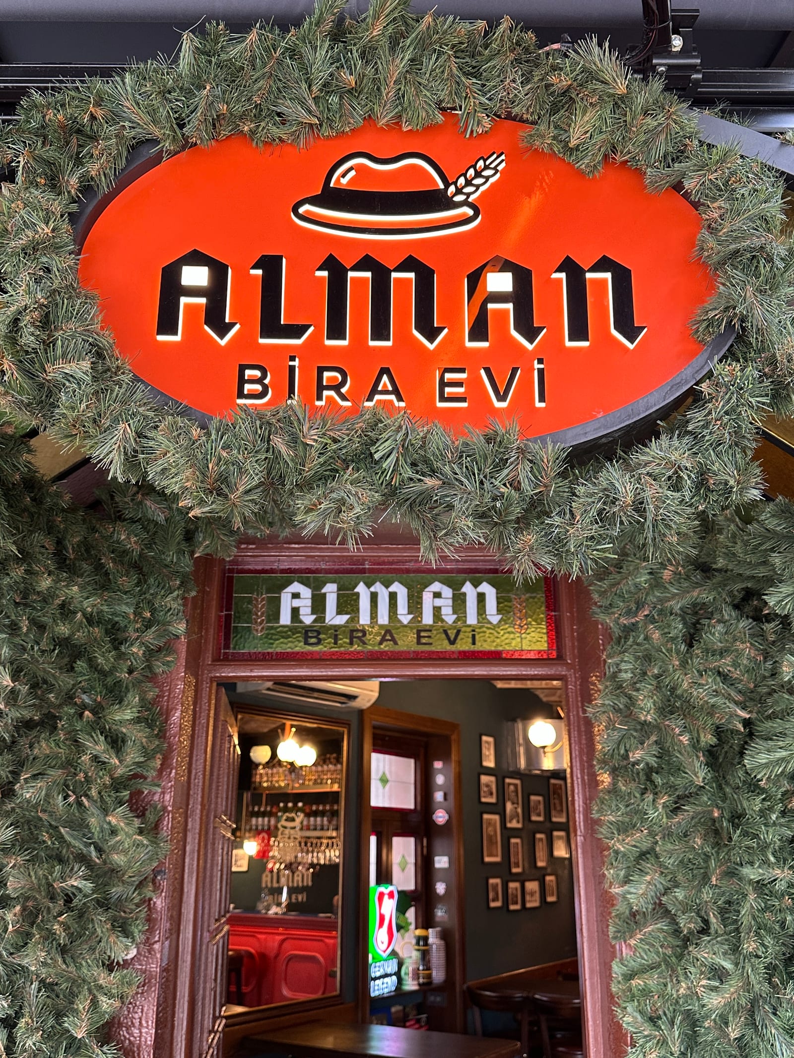 Alman Bira Evi