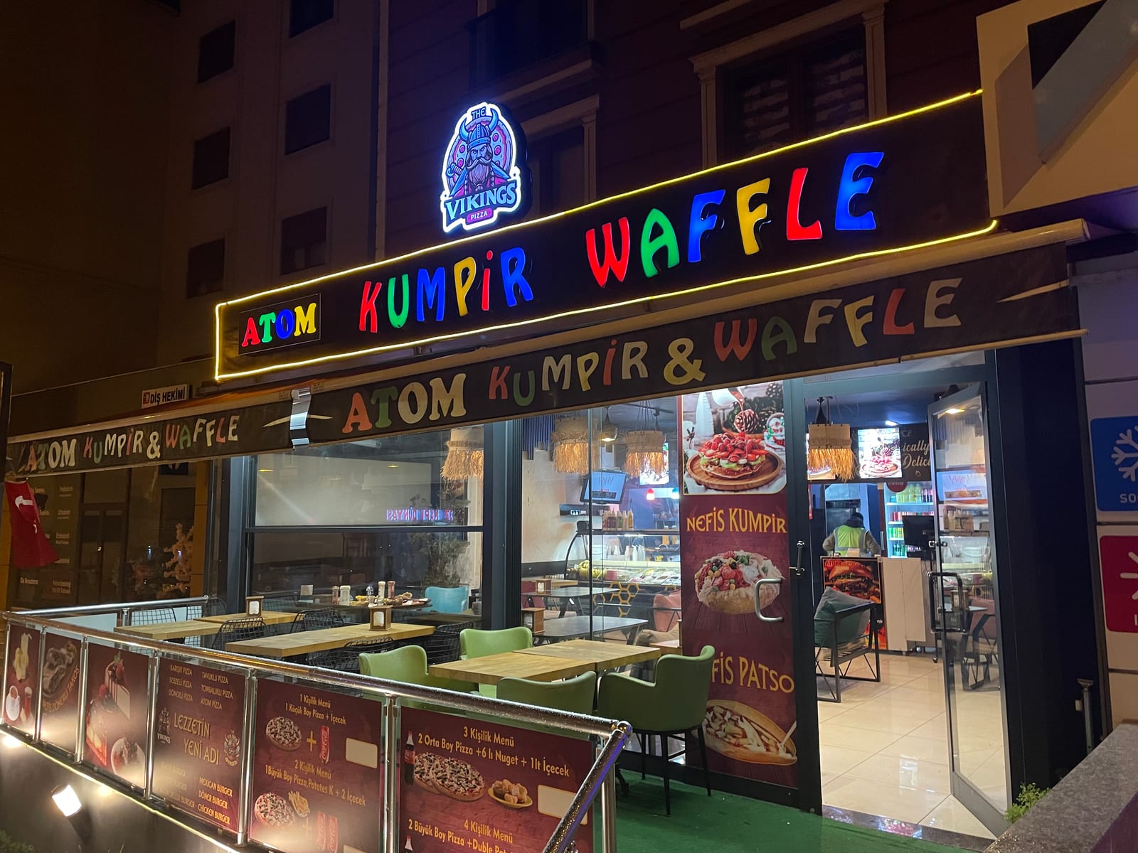 Atom Kumpir & Waffle Kartal