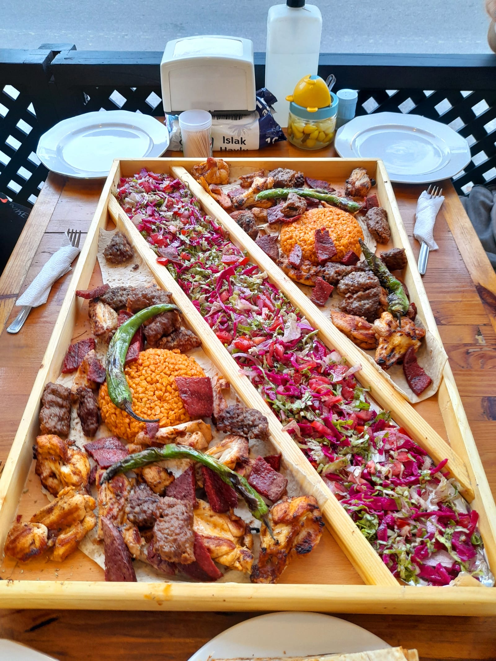 Kebappolonez - Kebap -Köfte -Sucuk-Kanat-Pirzola-Karişik Izgara