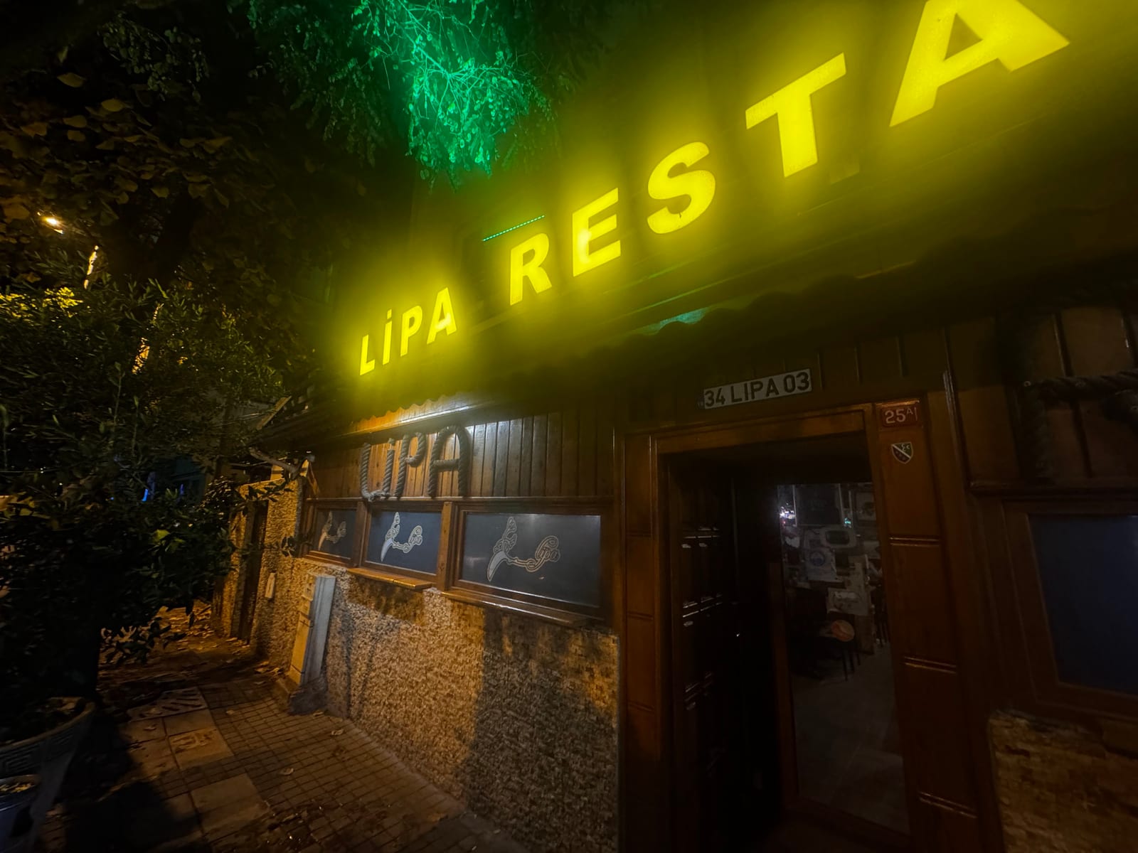 Lipa Restaurant