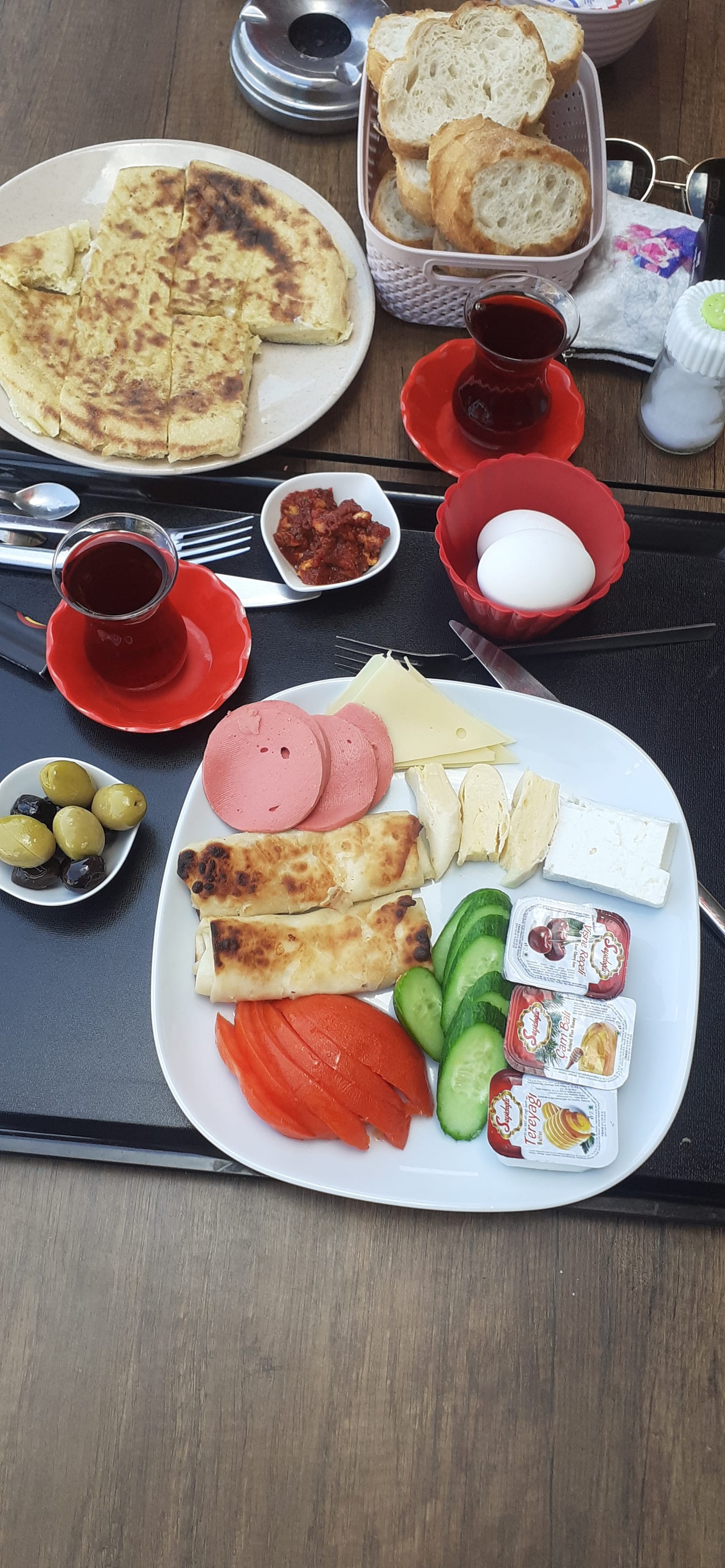 TOSTÇU ATEŞ Cafe Burak Ateş&Elçin