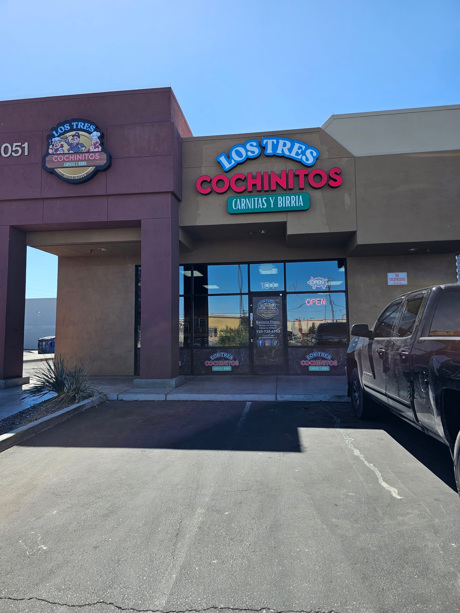 Los Tres Cochinitos