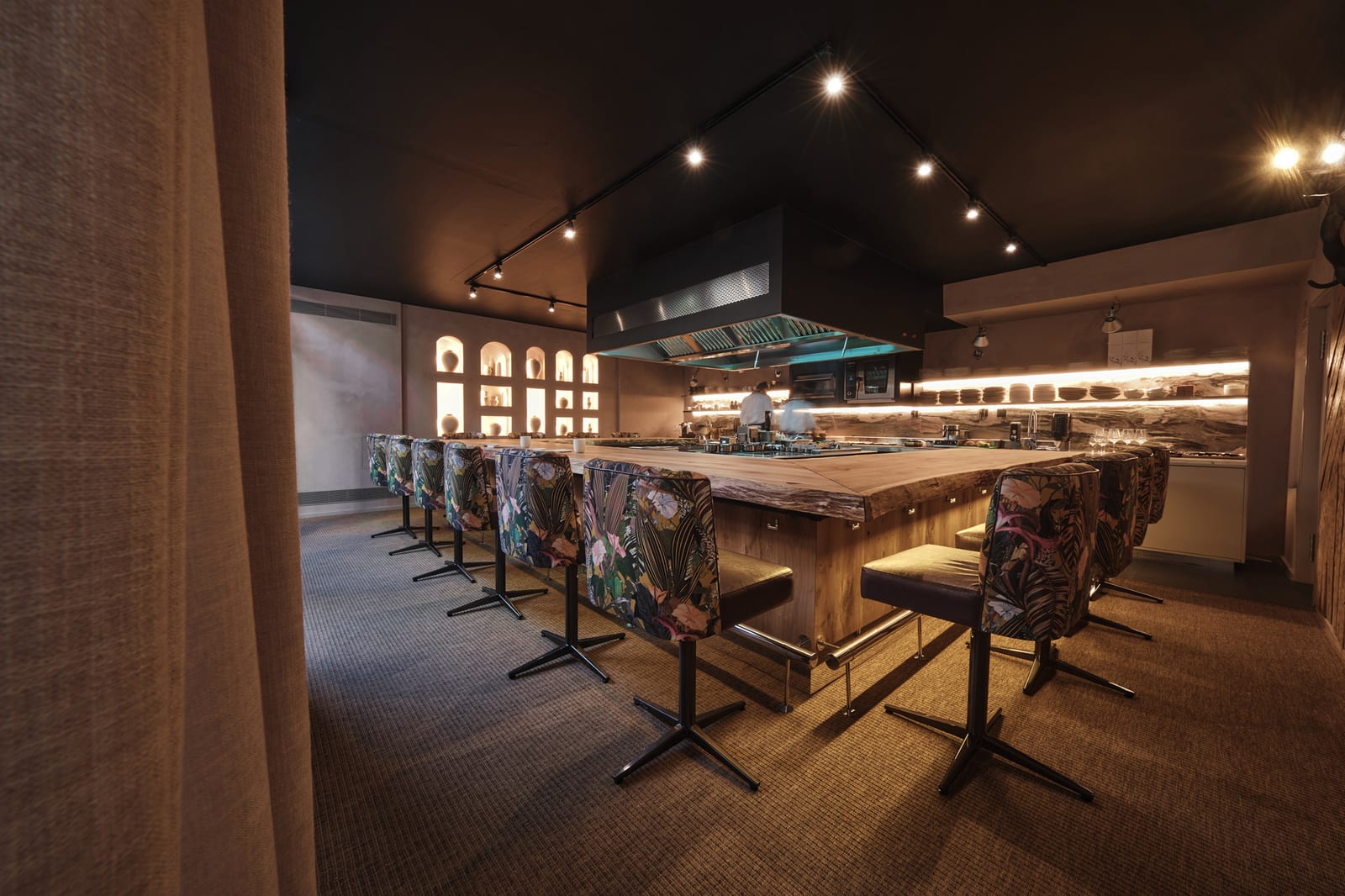 2Monkeys Restaurant