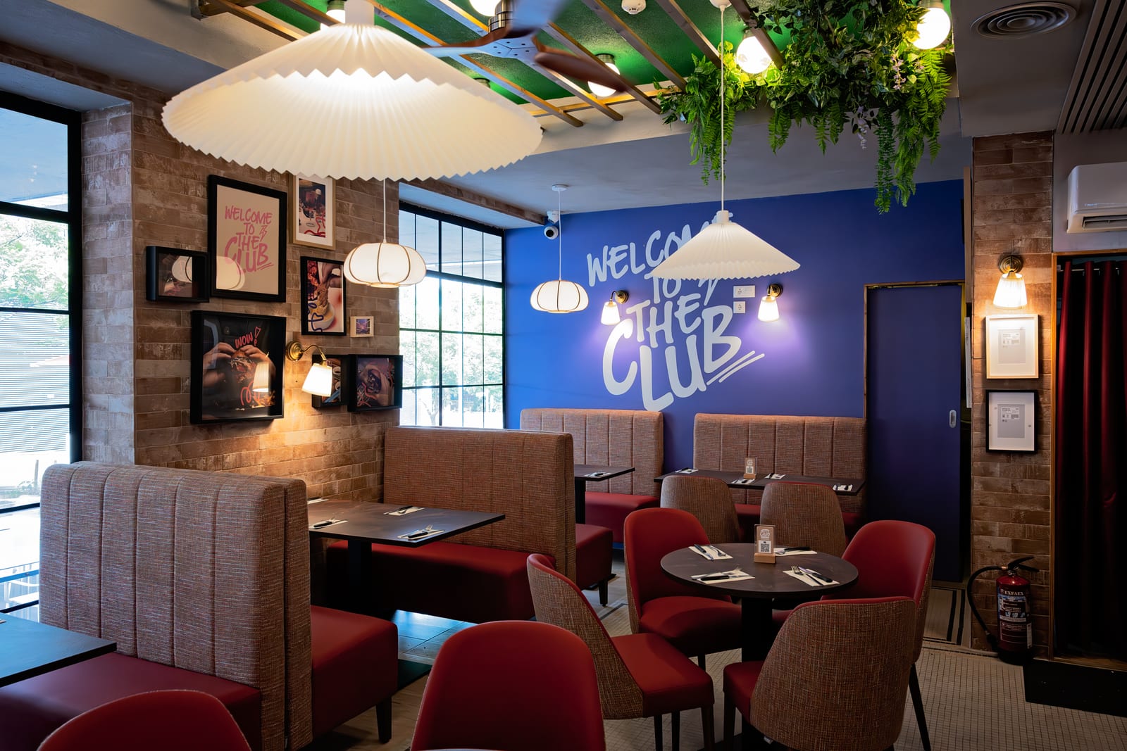 The Club Burger House