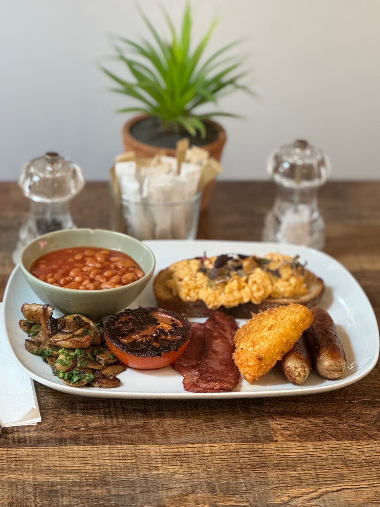 Amor's Artisan Cafe