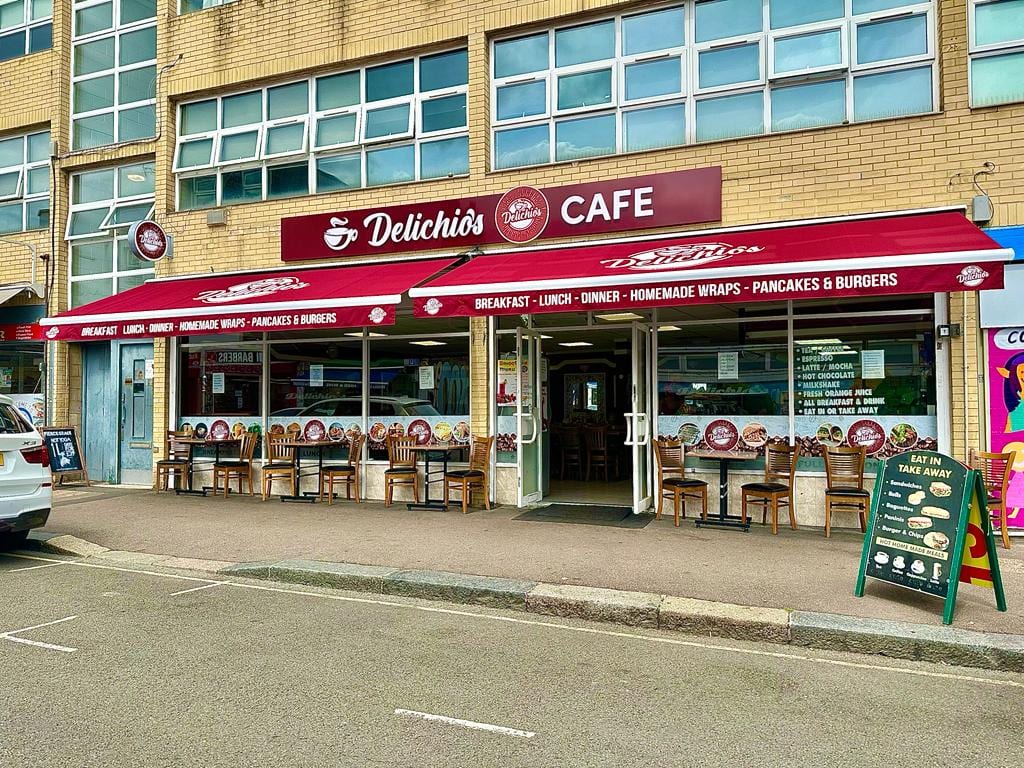 Delichio’s Cafe and Dinner