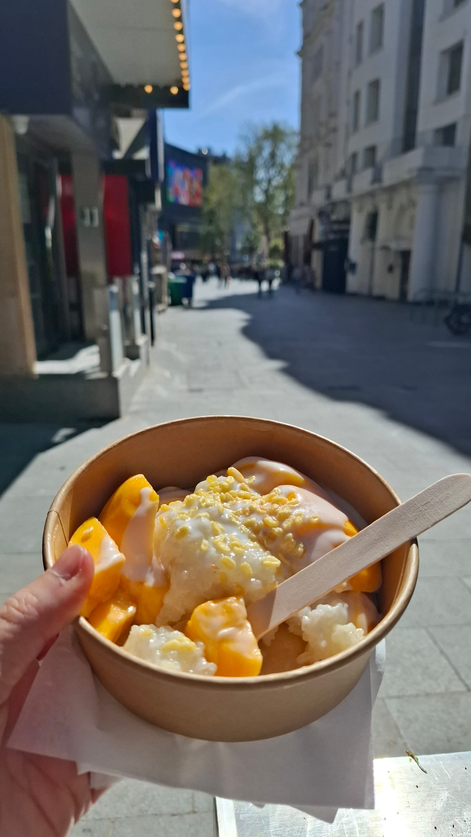 Imm-Aroy (Chinatown)