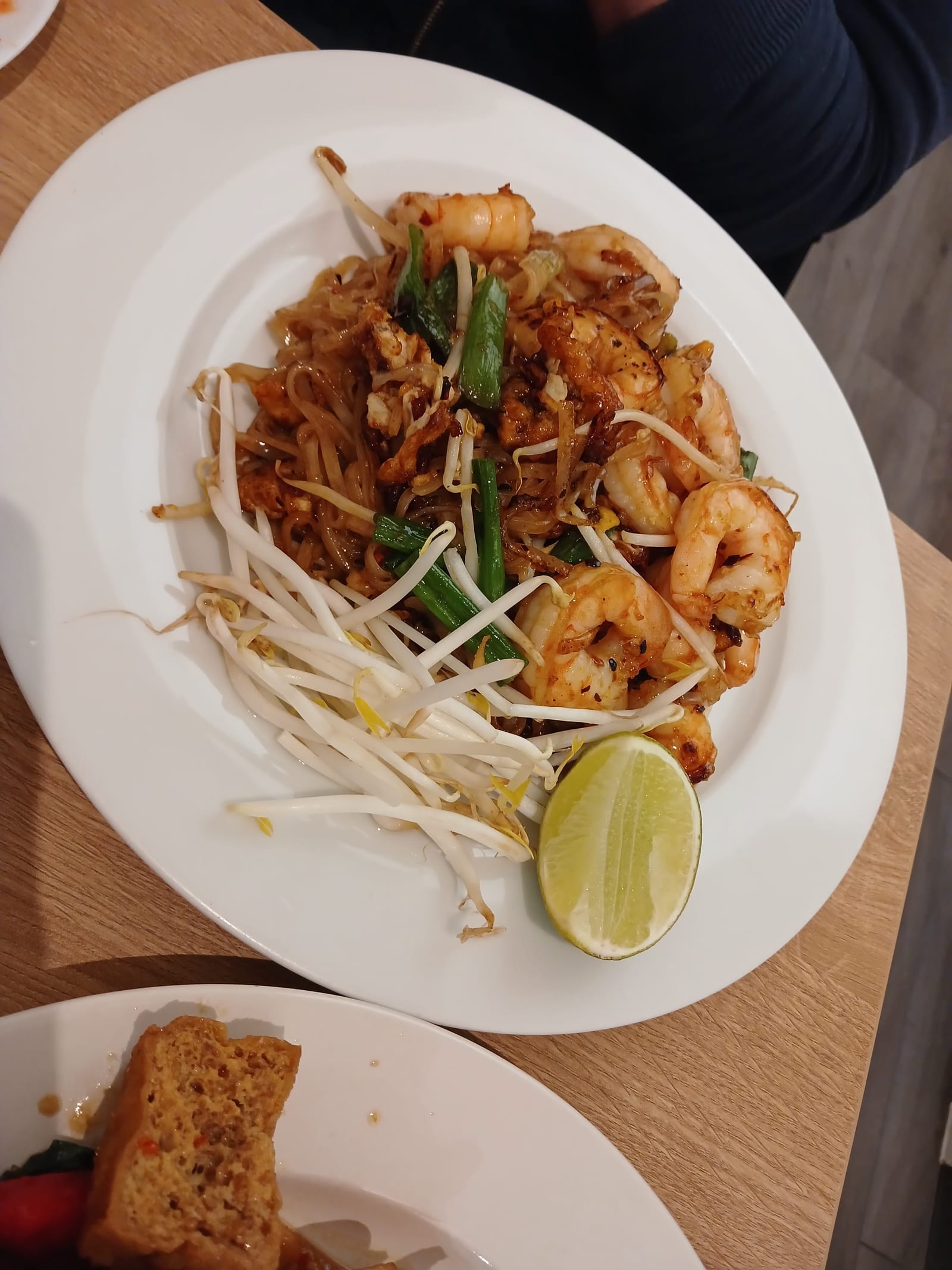 Kub Kao Thai