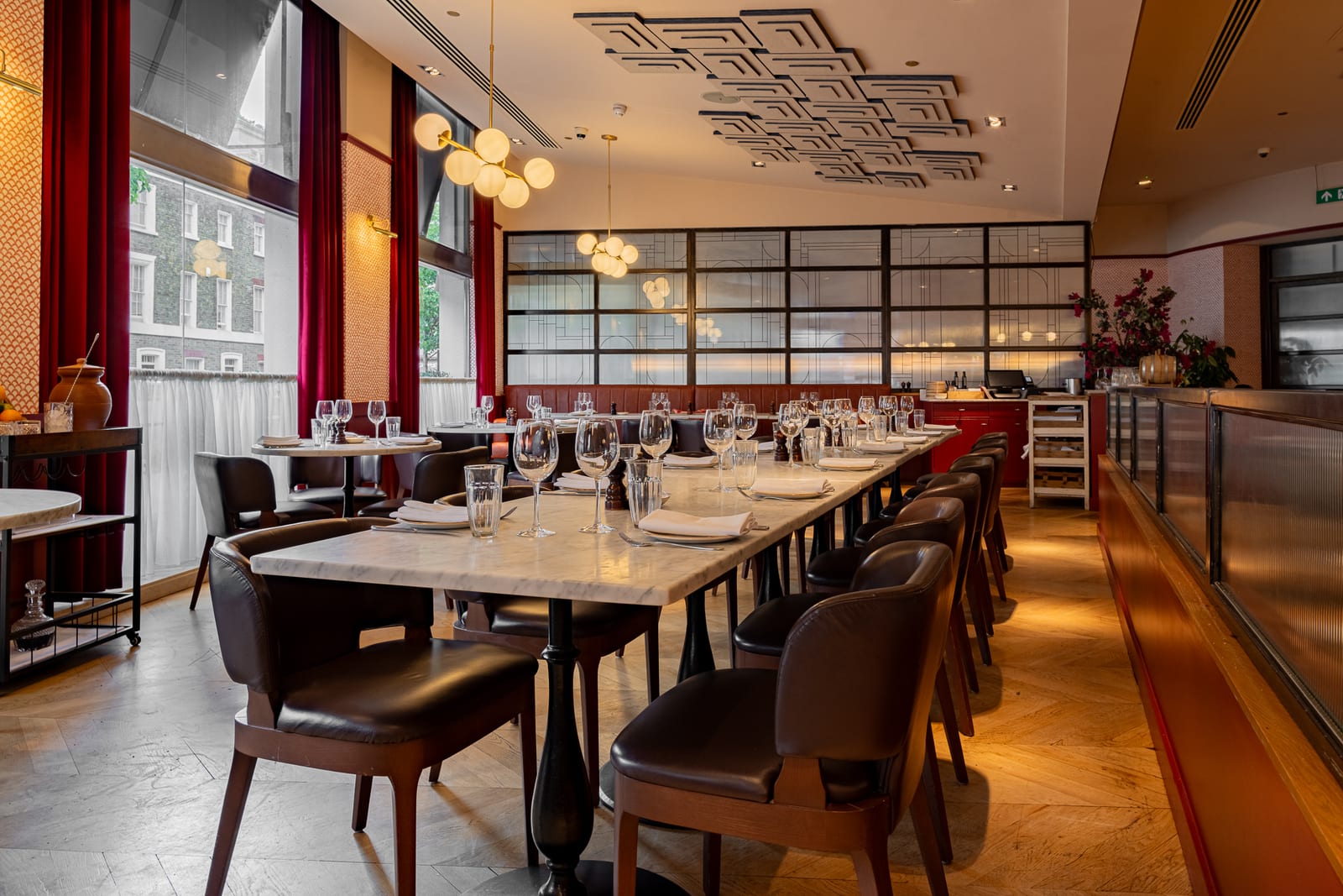 Tozi Restaurant & Bar, Victoria