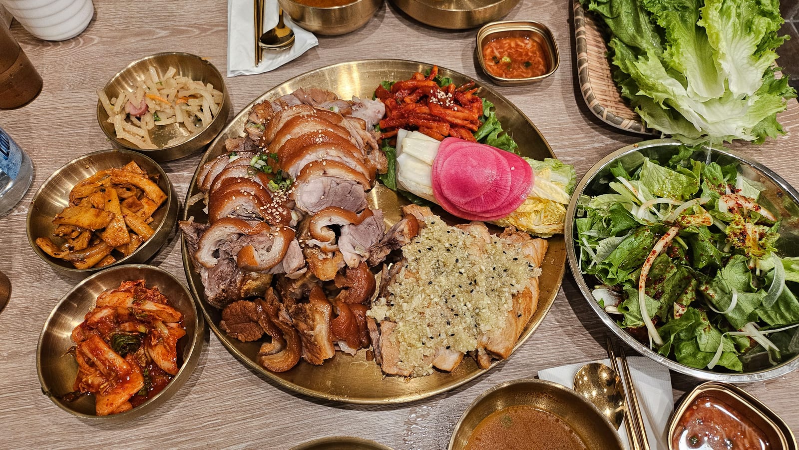 ChungChun Jokbal, 청춘족발