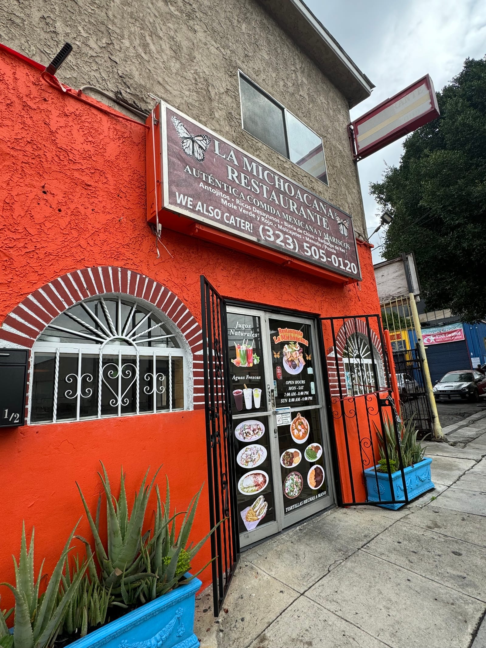 La Michoacana Restaurant in East Los Angeles