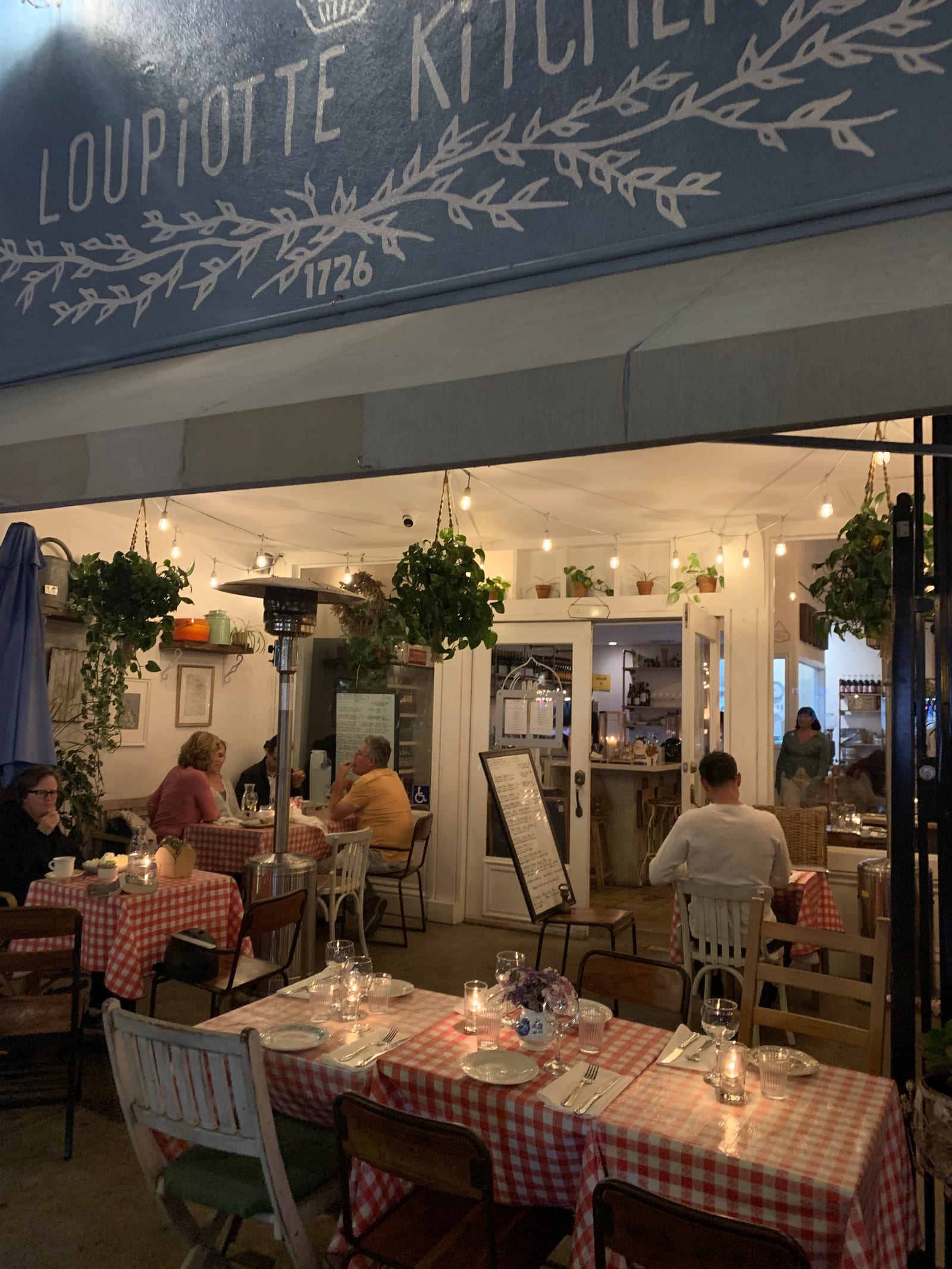 Loupiotte Kitchen