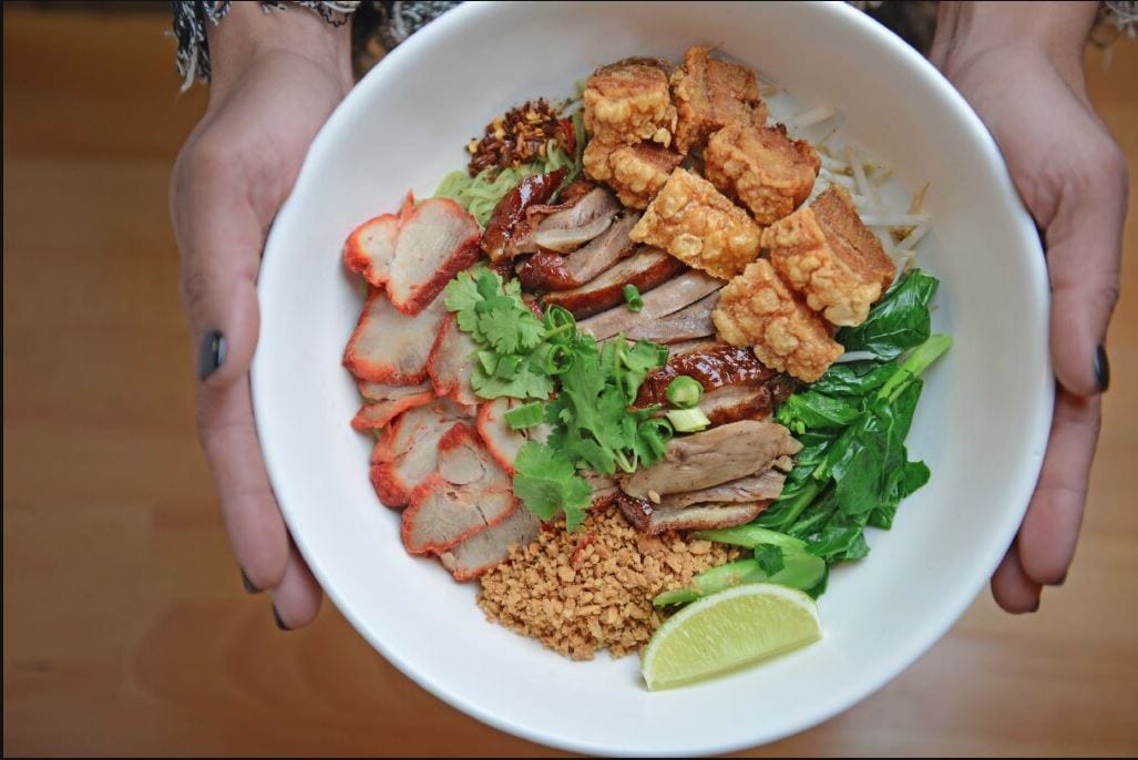 Luv2eat Thai Bistro