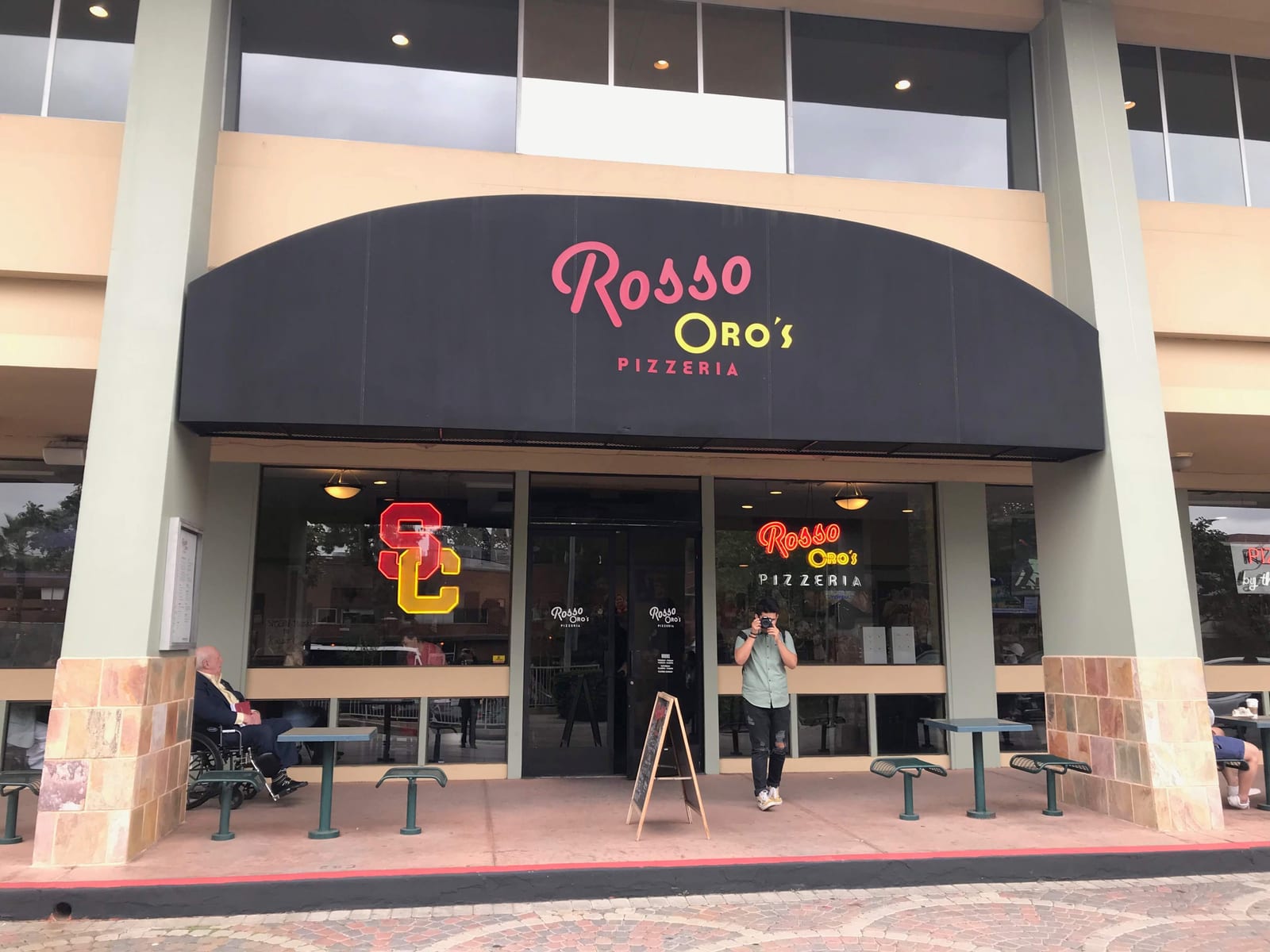 Rosso Oros Pizzeria