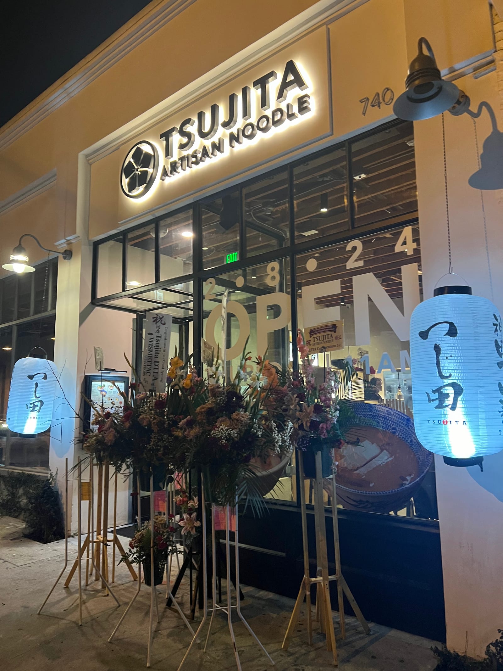 Tsujita Artisan Noodle Arts District