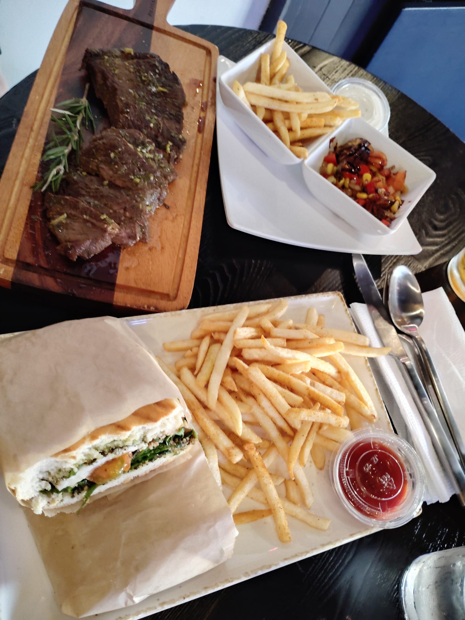 Viibz Restaurant & Bar