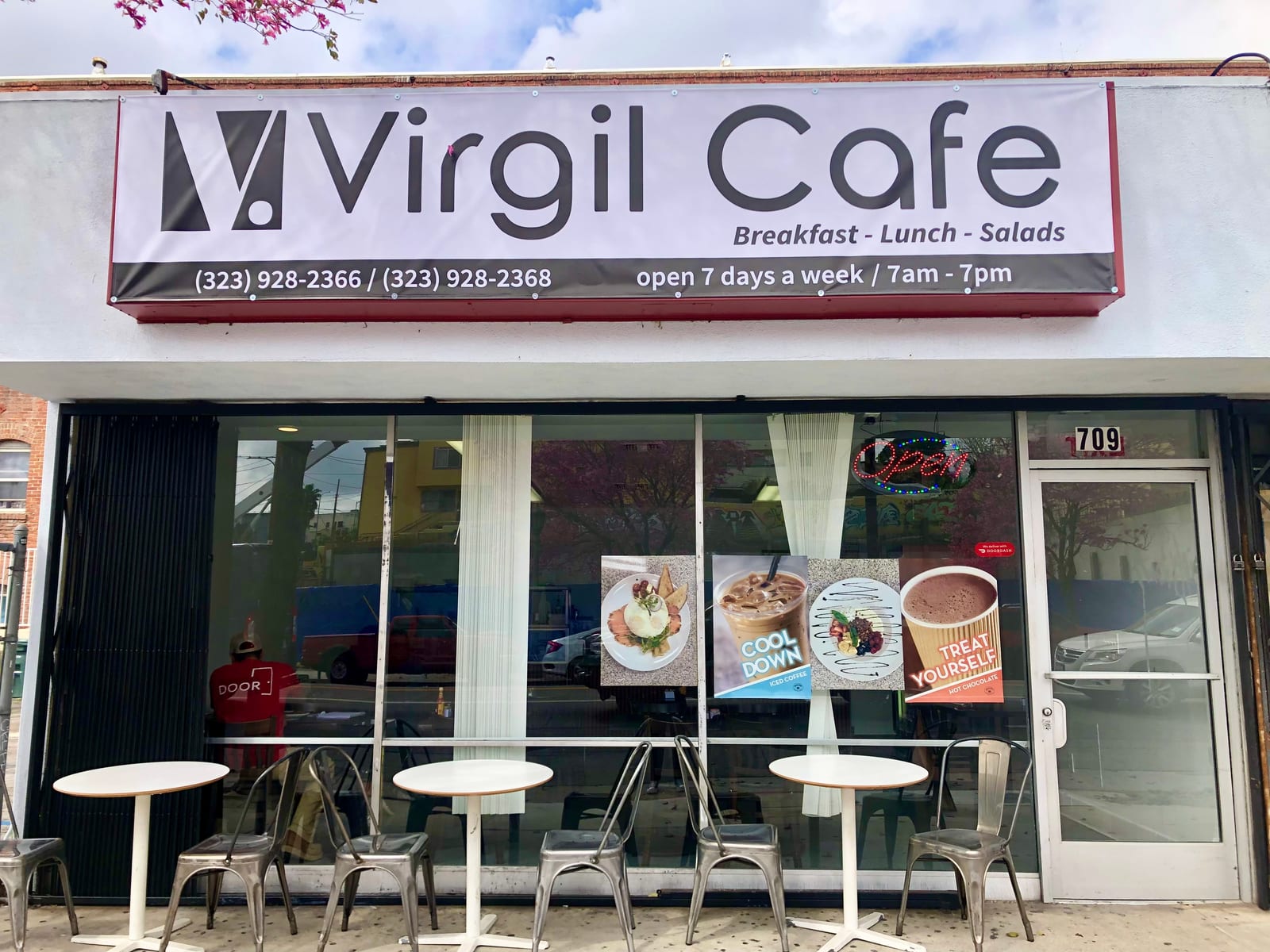 Virgil Cafe