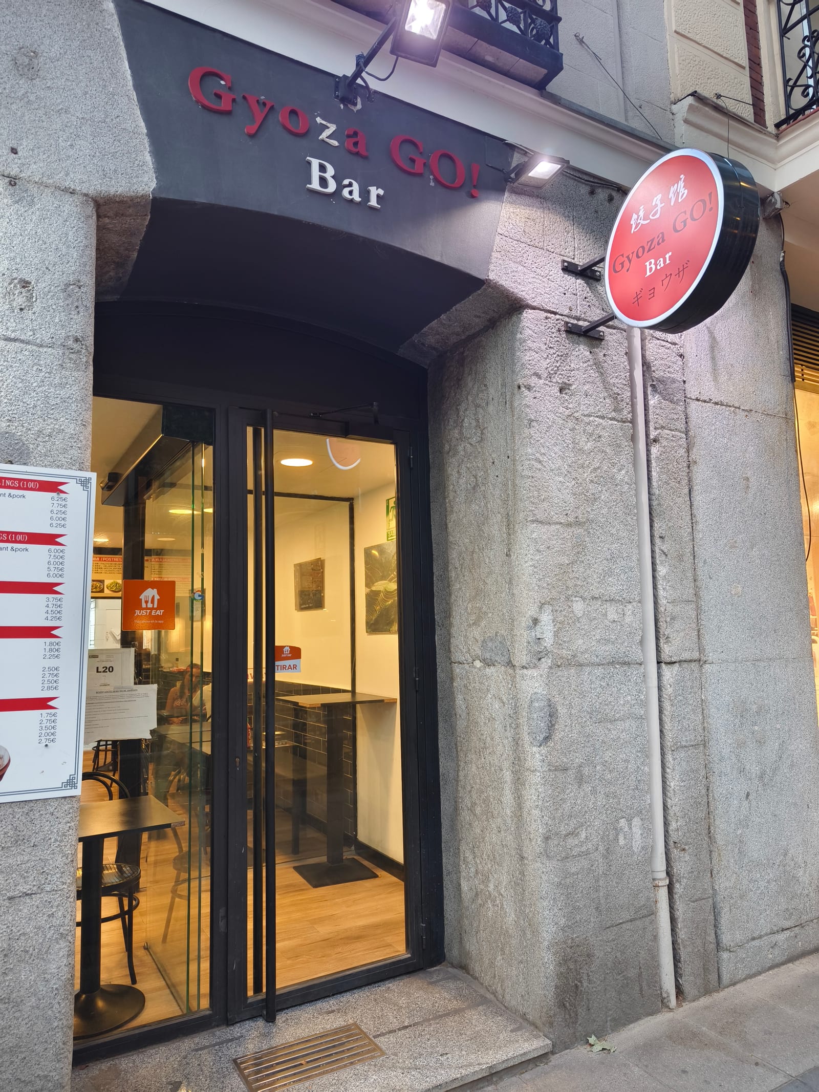 Bar Gyoza Go!