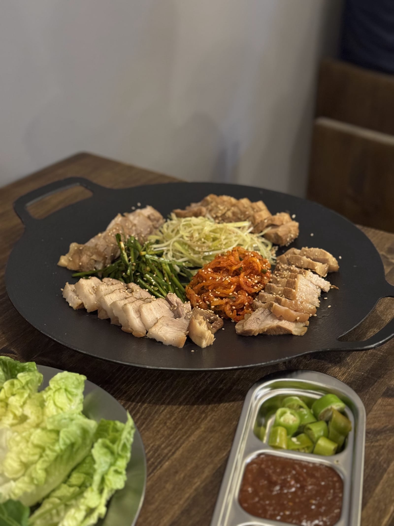 Nolowa Bar Restaurant 놀러와