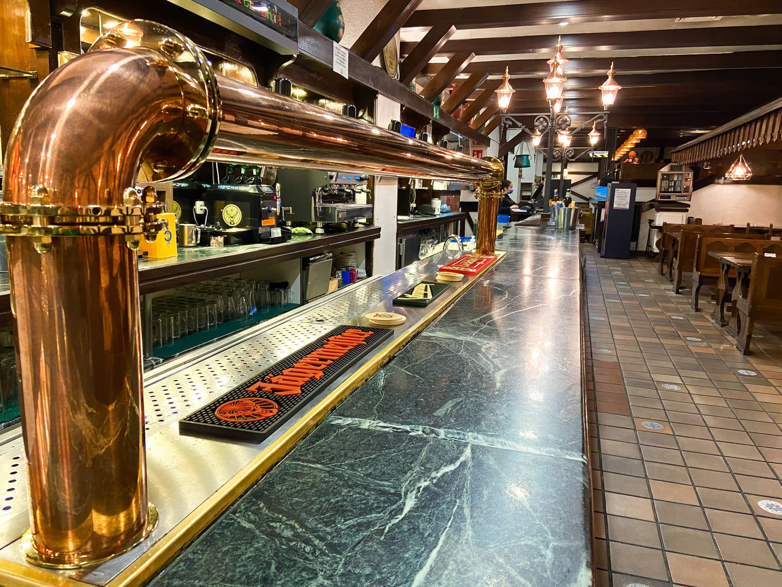 Restaurante Krüger. Cereveceria Alemana Centro de Madrid