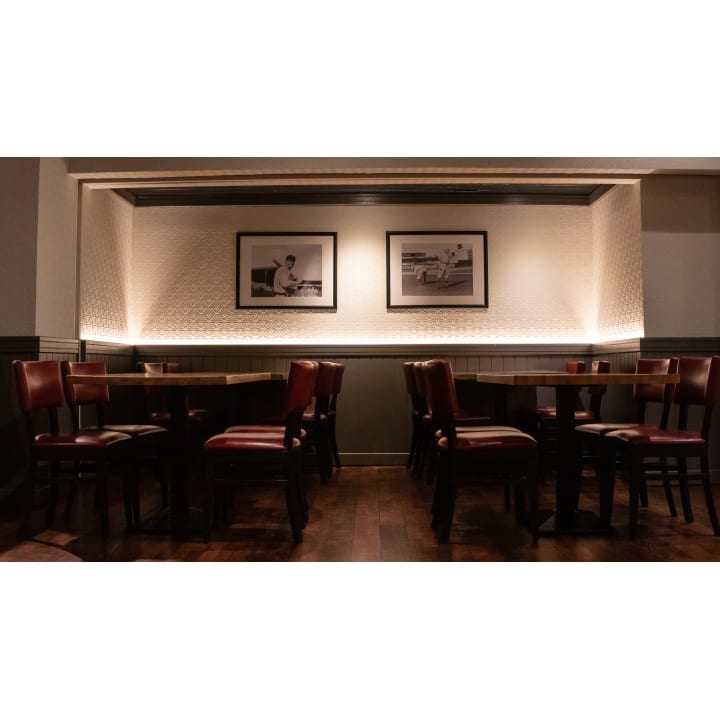 Tony Roma's