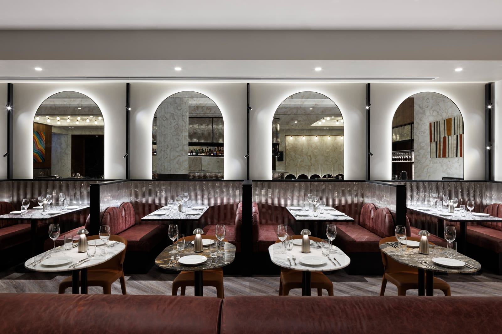 Dolly Restaurant & Cocktail Bar