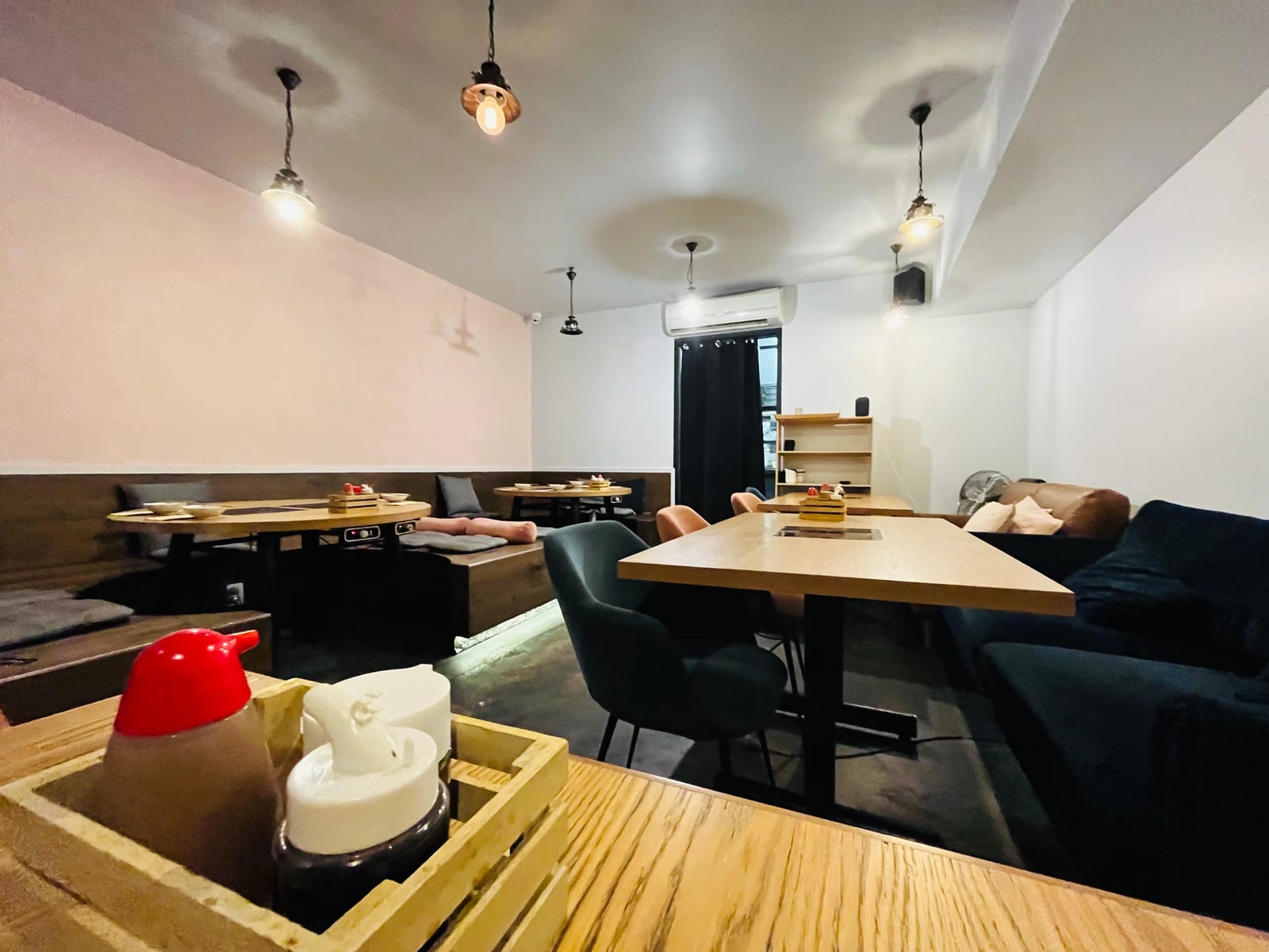 Momo Sukiyaki & Shabu Shabu