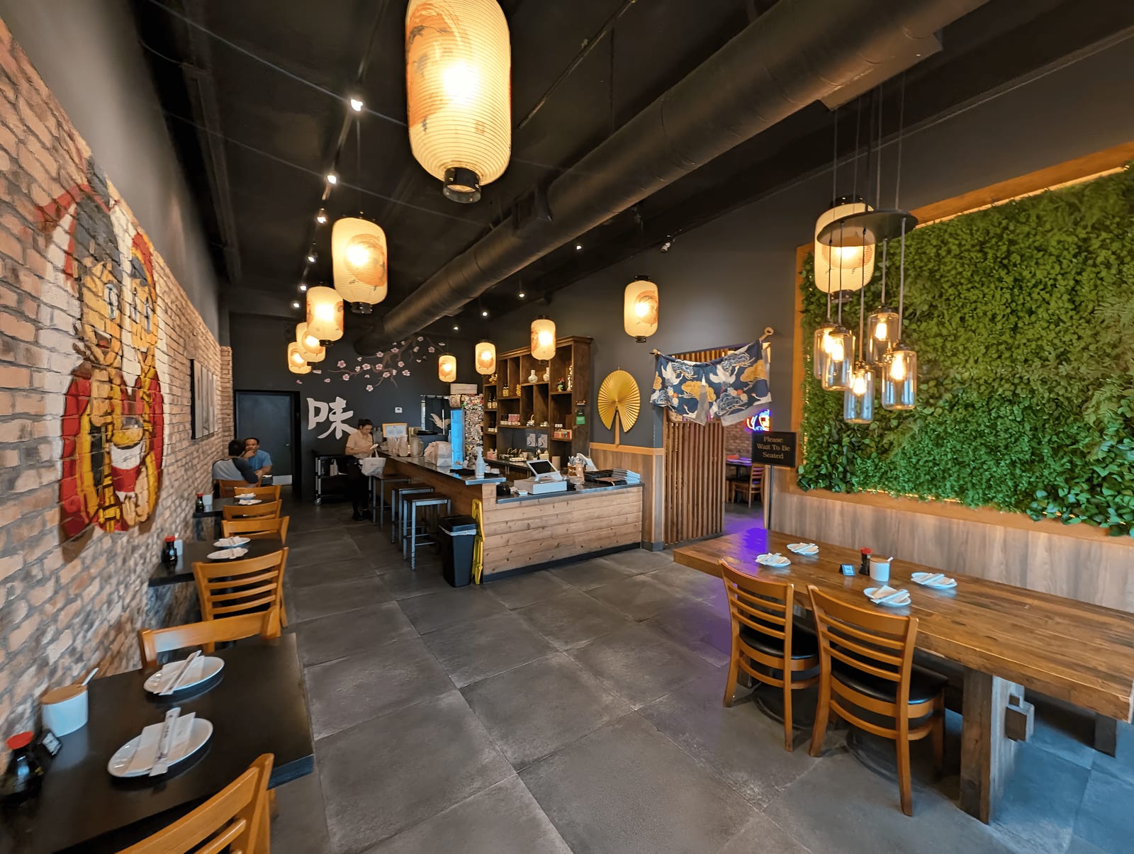 107 Taste Asian Restaurant Fiu