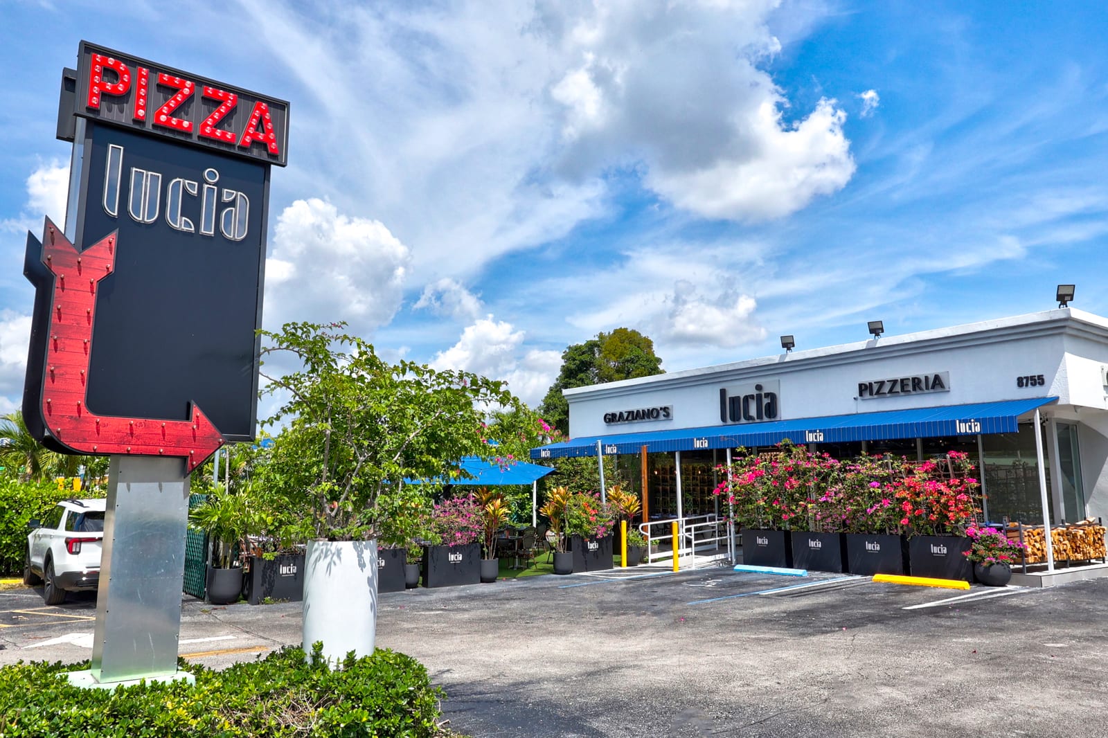 Lucia Pizzeria