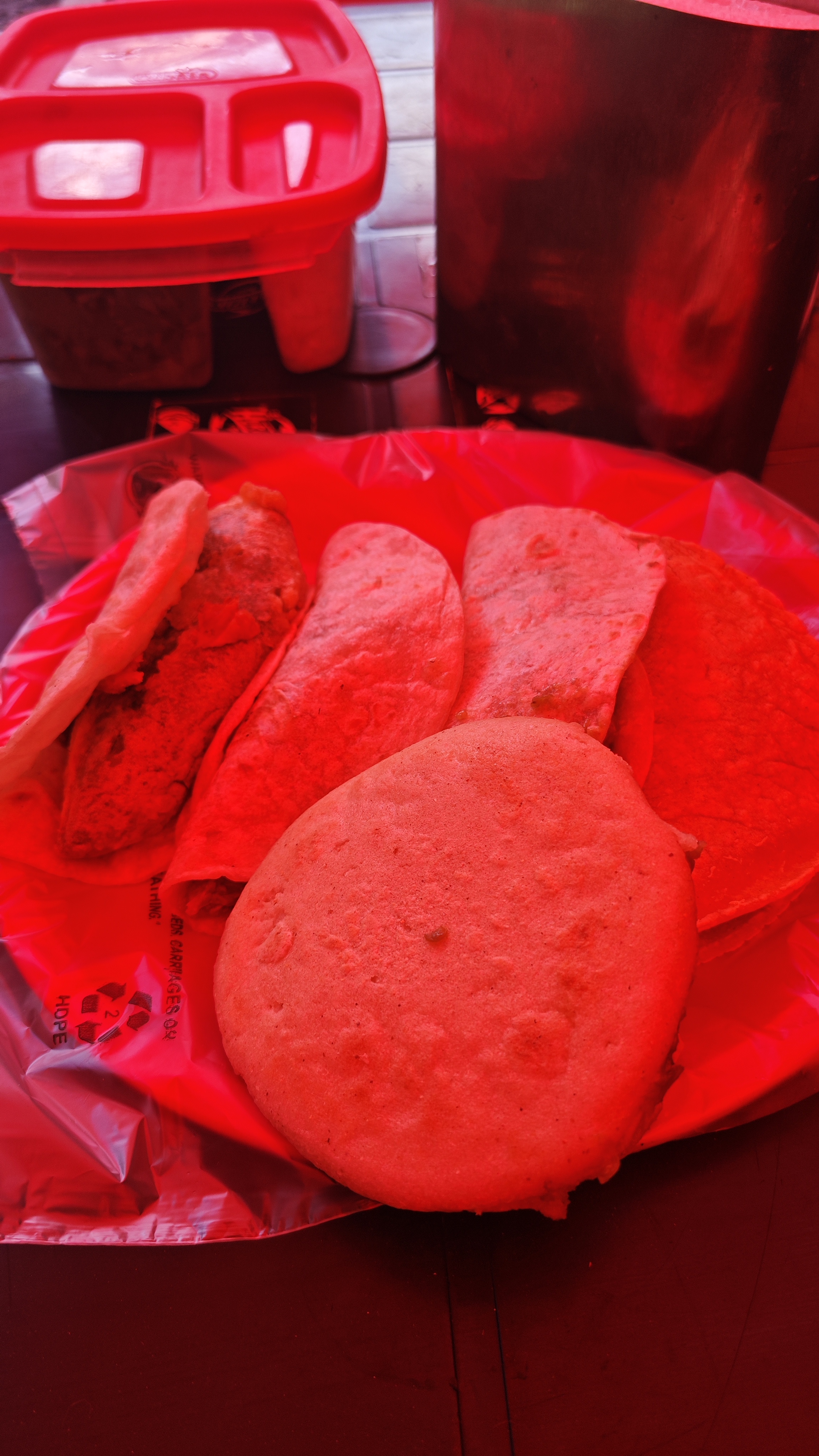 Tacos El Huracán