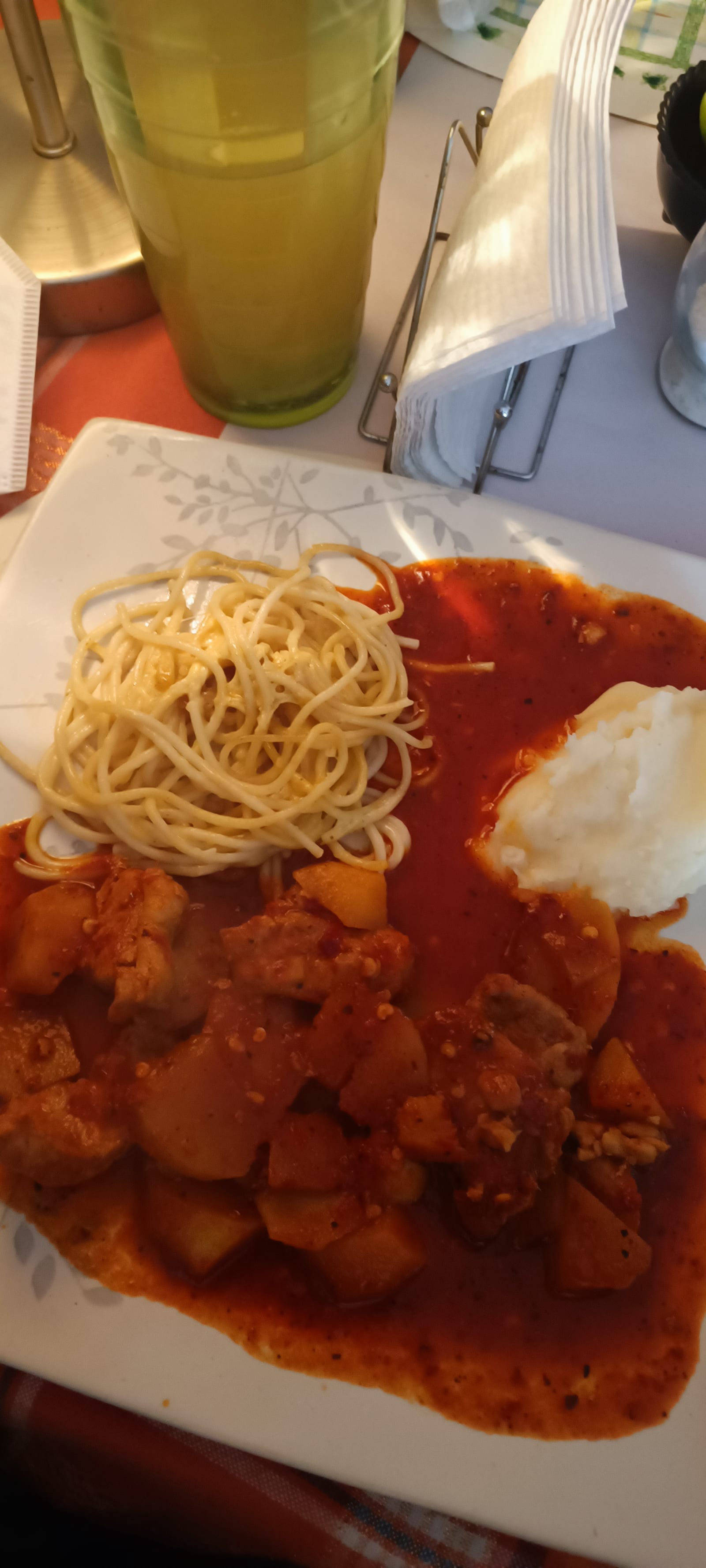 Como En Casa Mitras