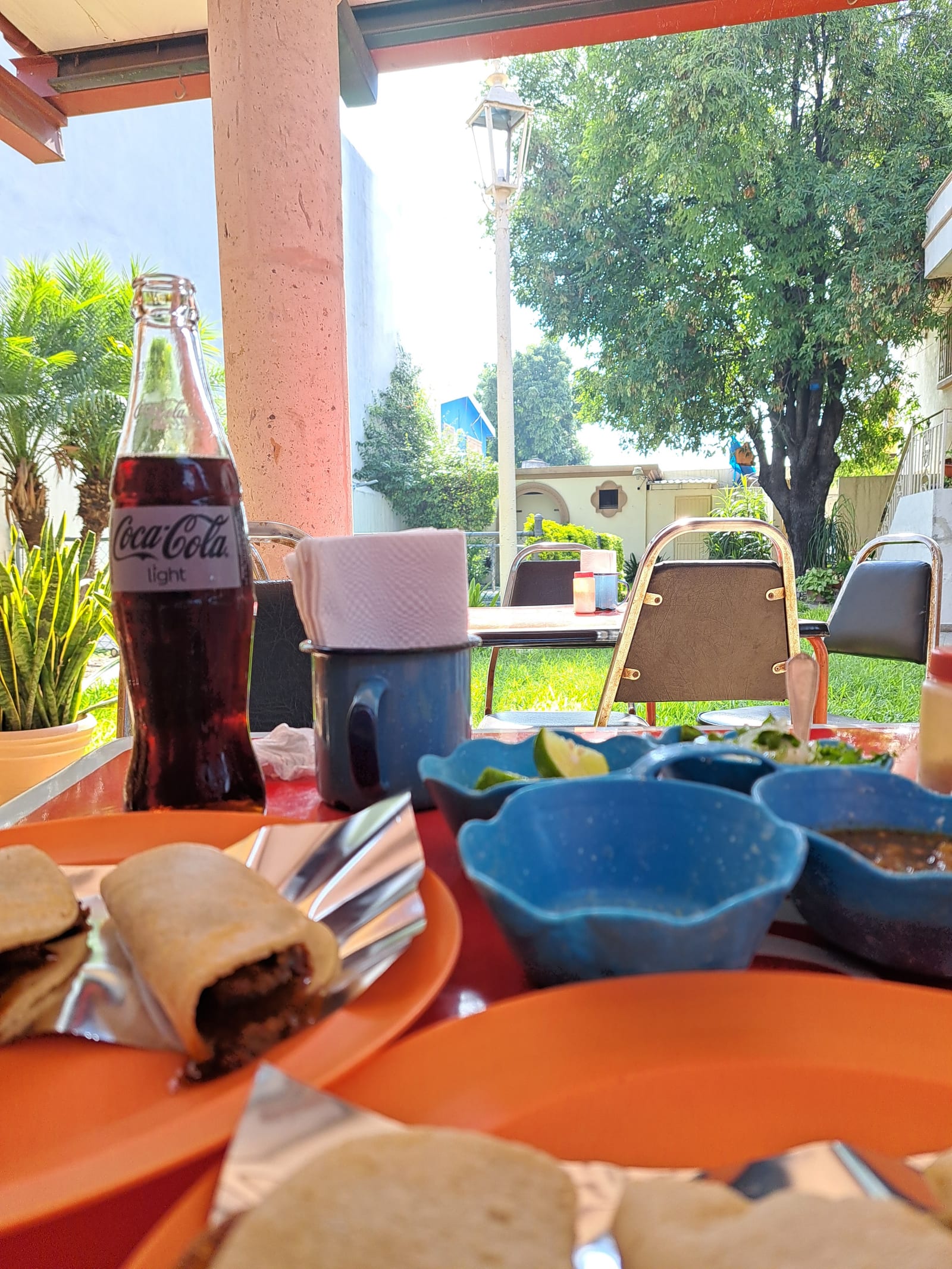 Jardín Cazuelas Taqueria