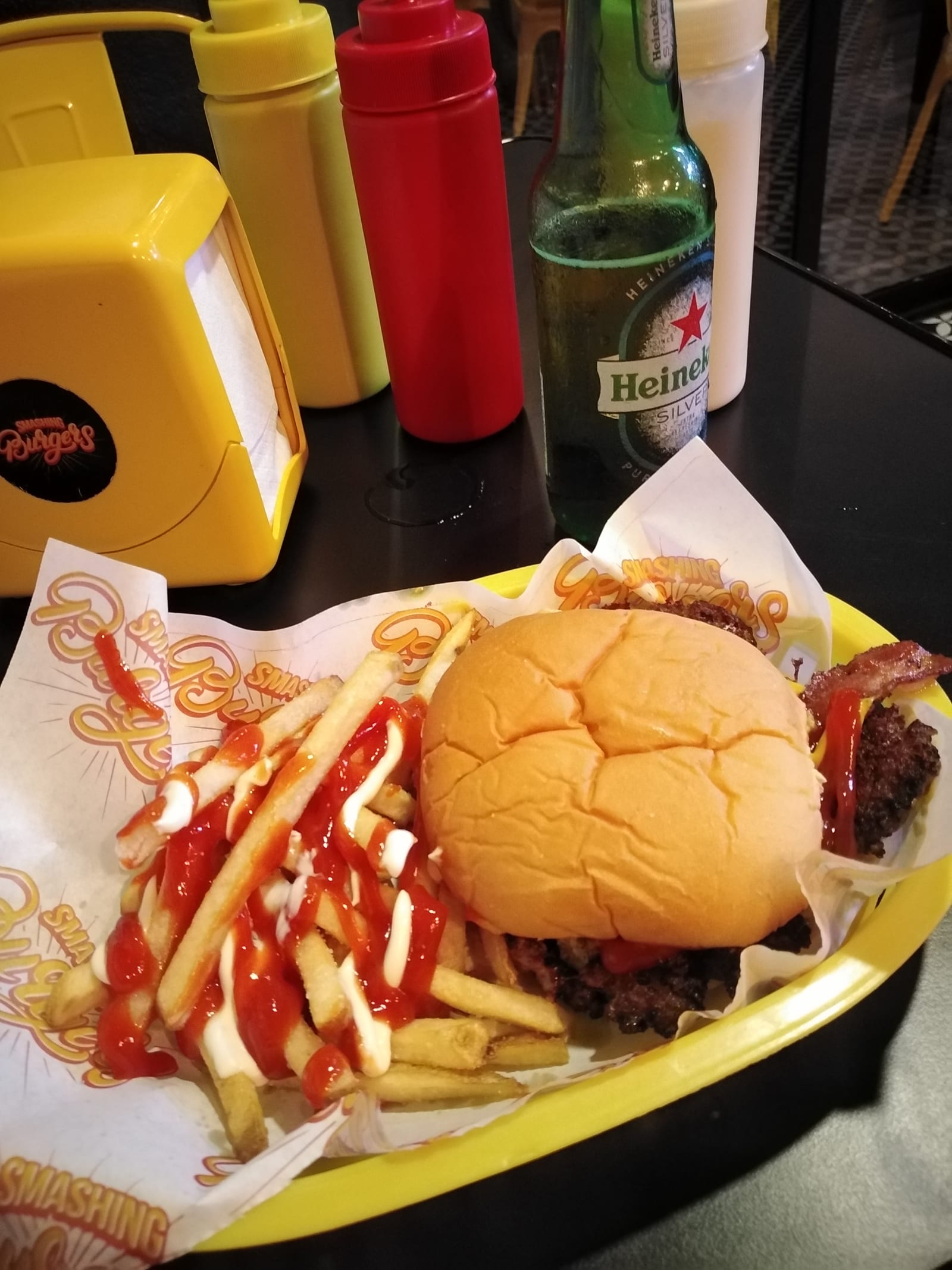 Smashing Burgers
