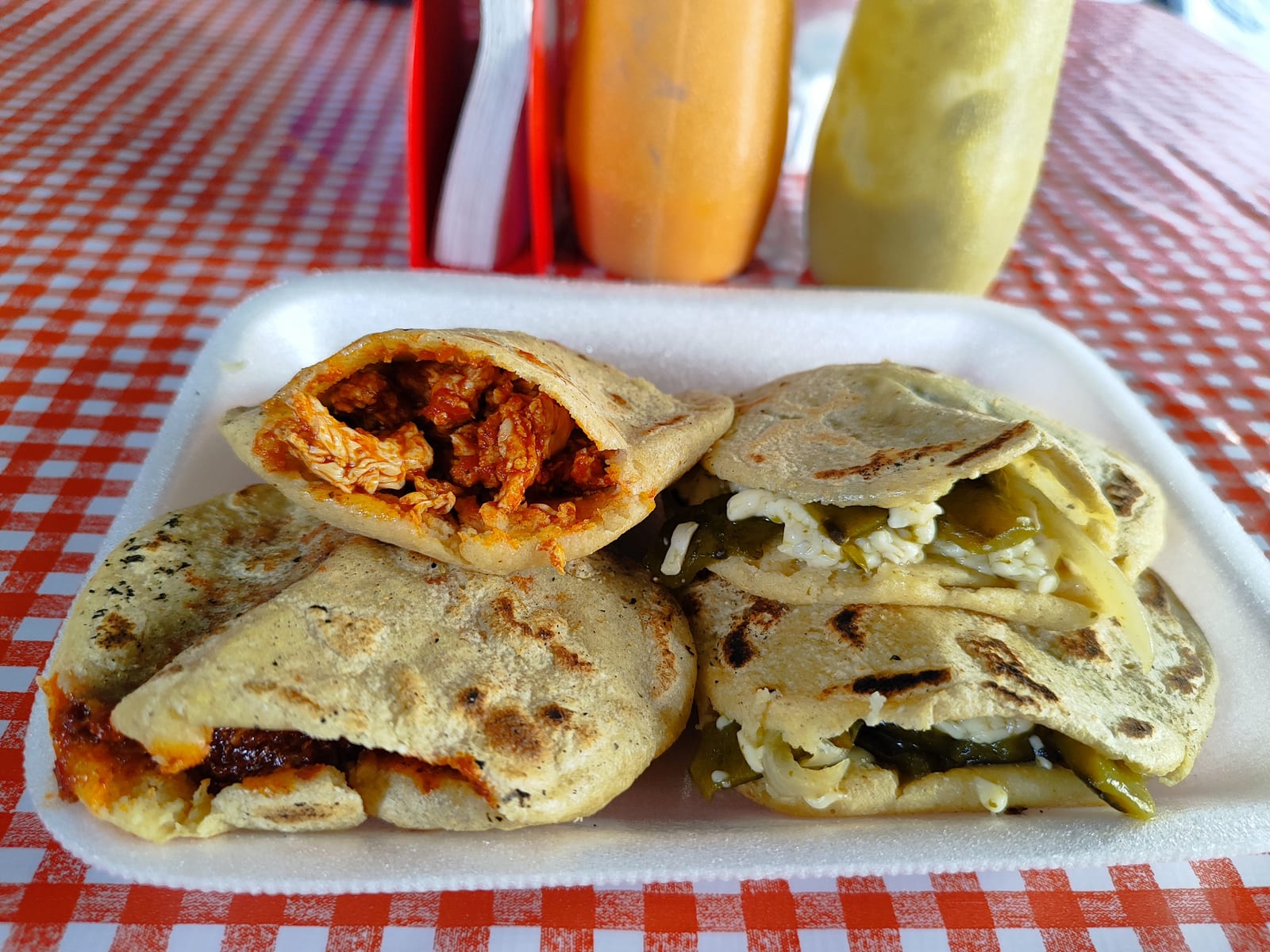 Tacos De Guisos