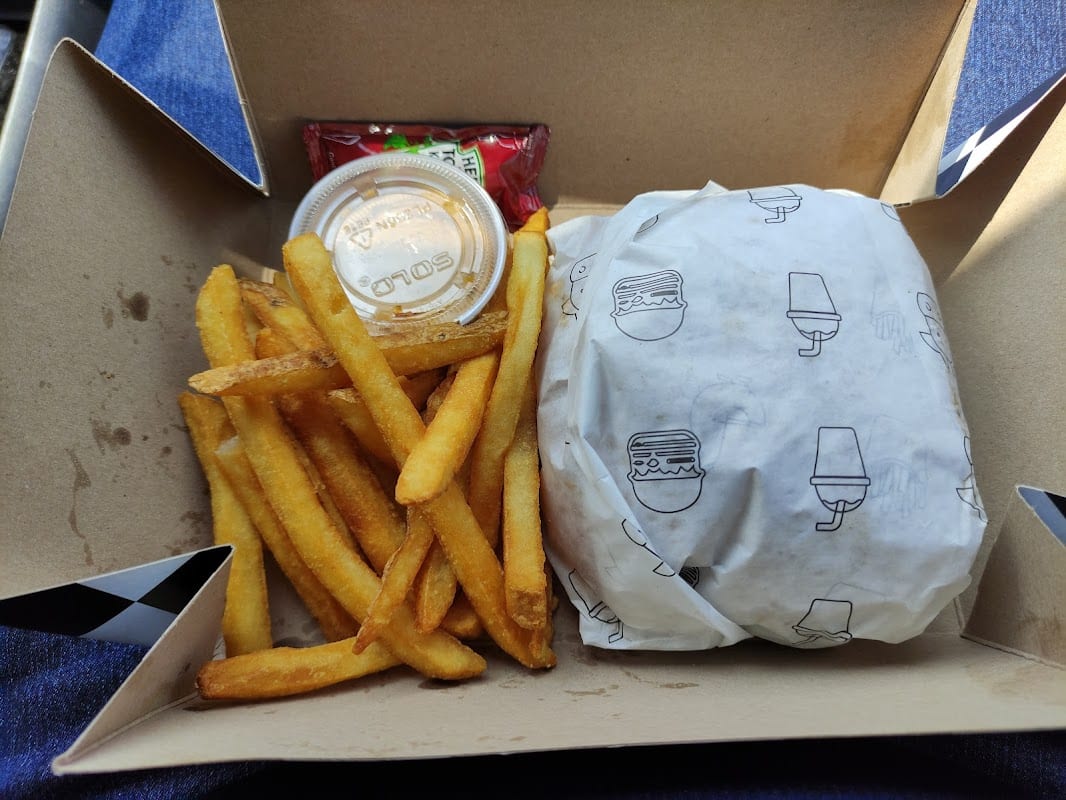 The Cheese Burger (TCB)