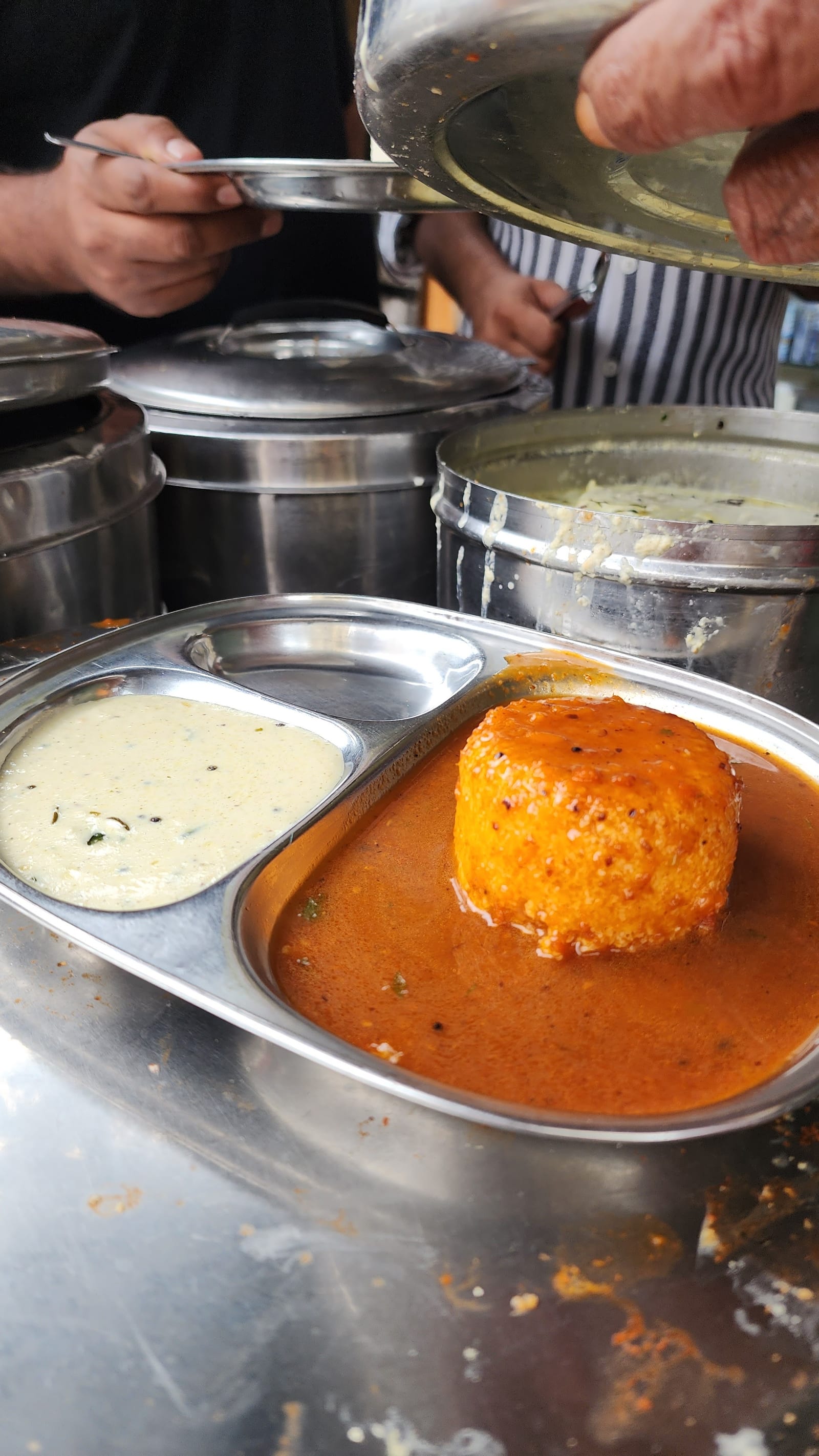 Babu Idli Wala Vati Idli