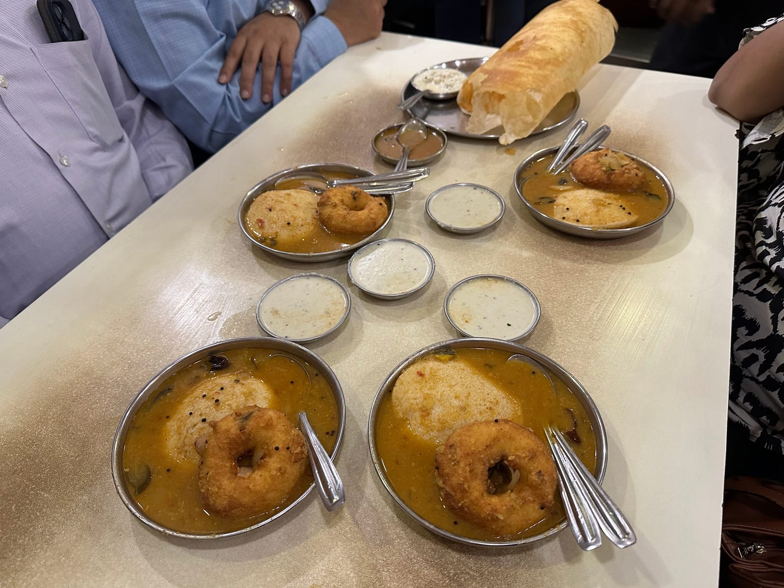 Mani's Lunch Home