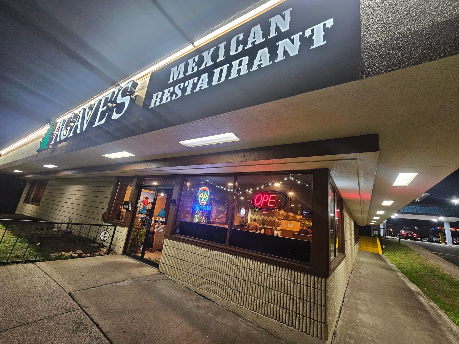 Agave’s Mexican Restaurant Briley Parkway