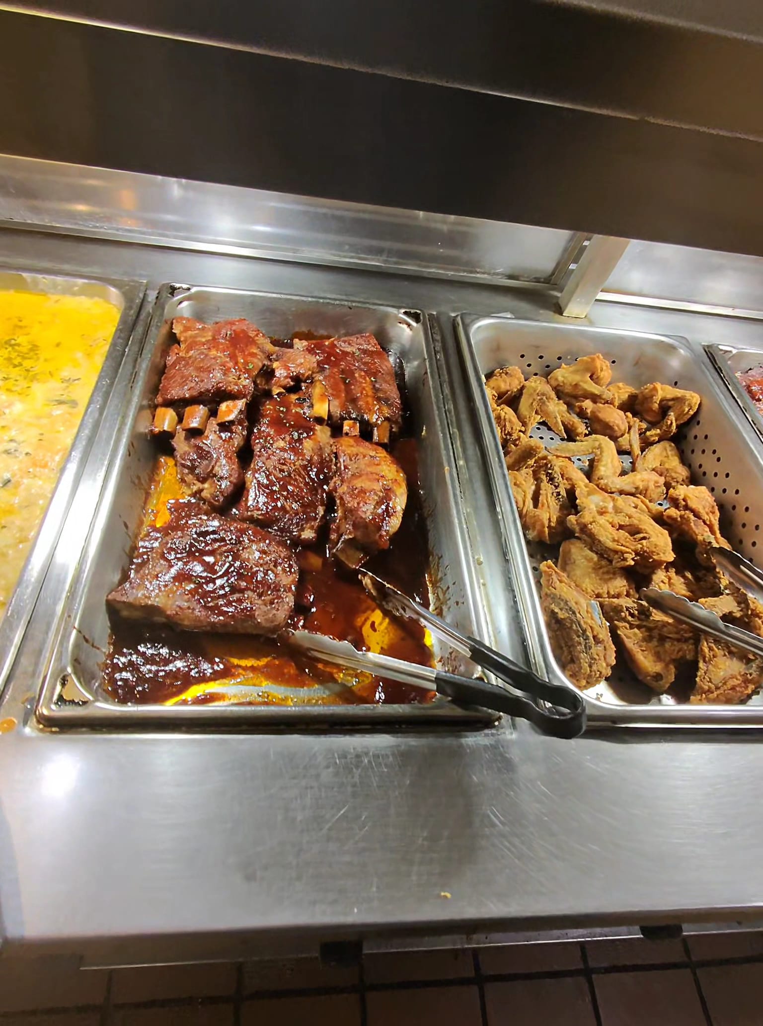 Kingdom Café & Grill