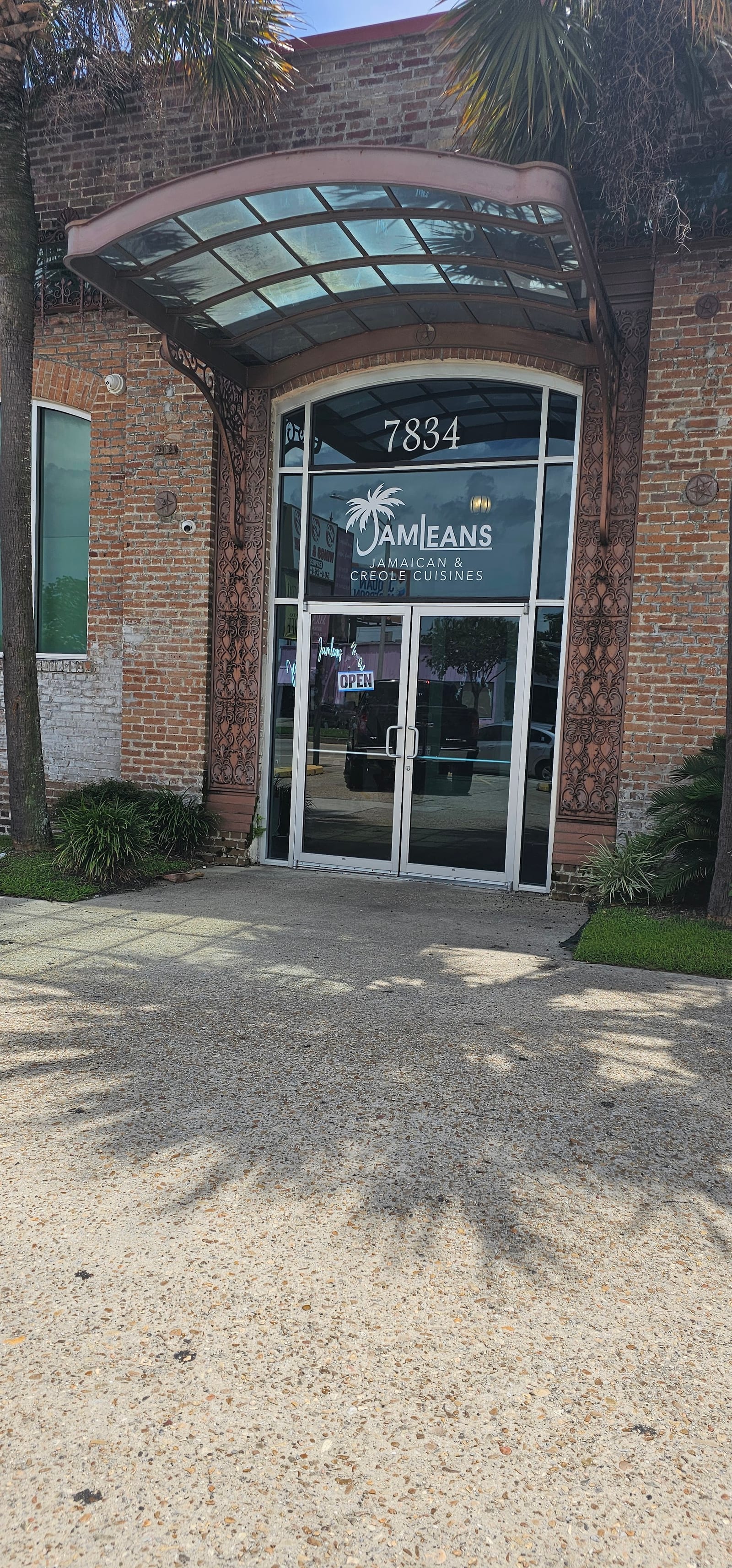 Jamleans, Jamaican & Creole Cuisines