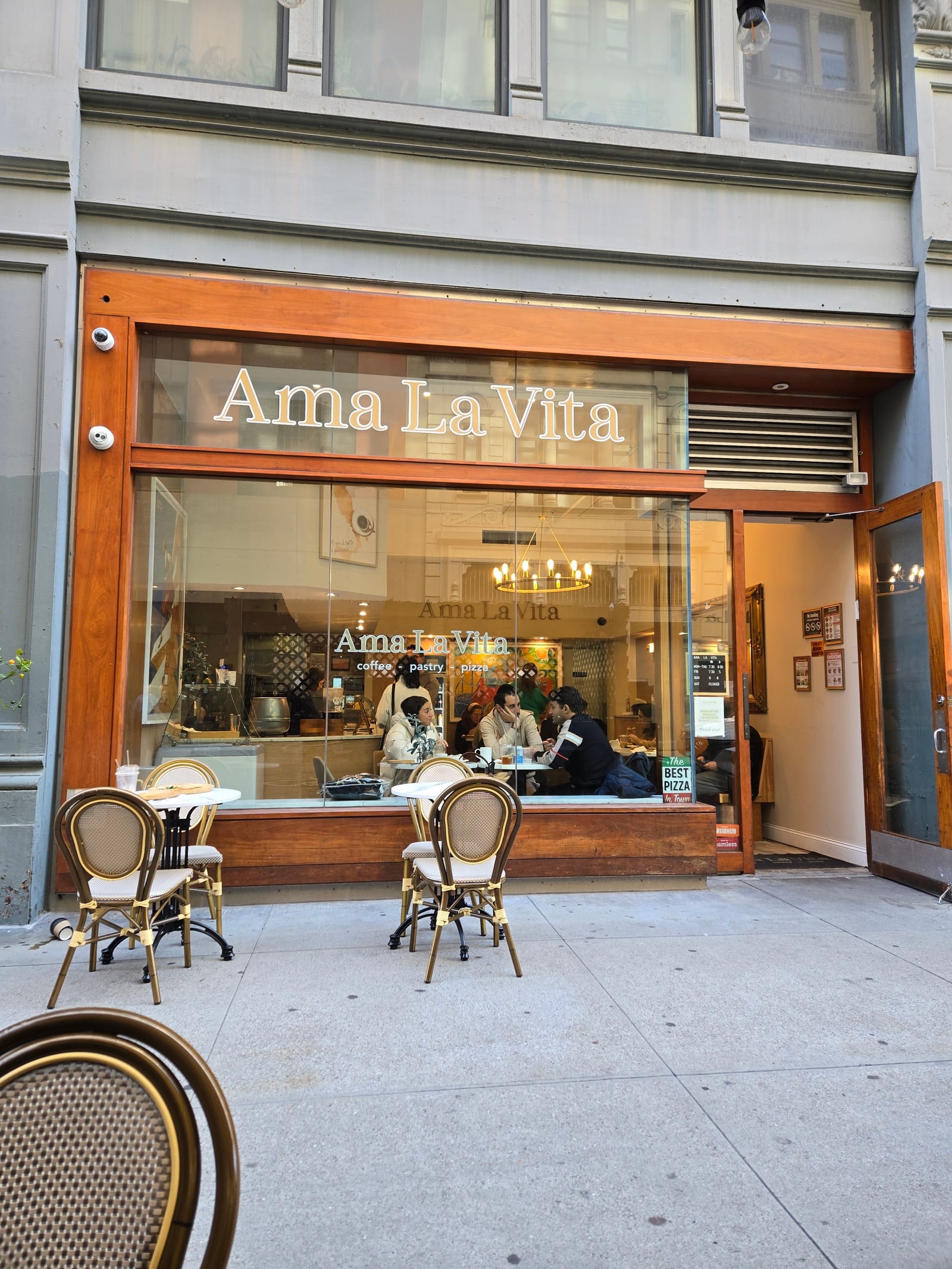Ama la Vita