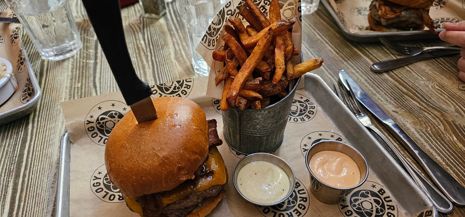 Burgerology Midtown