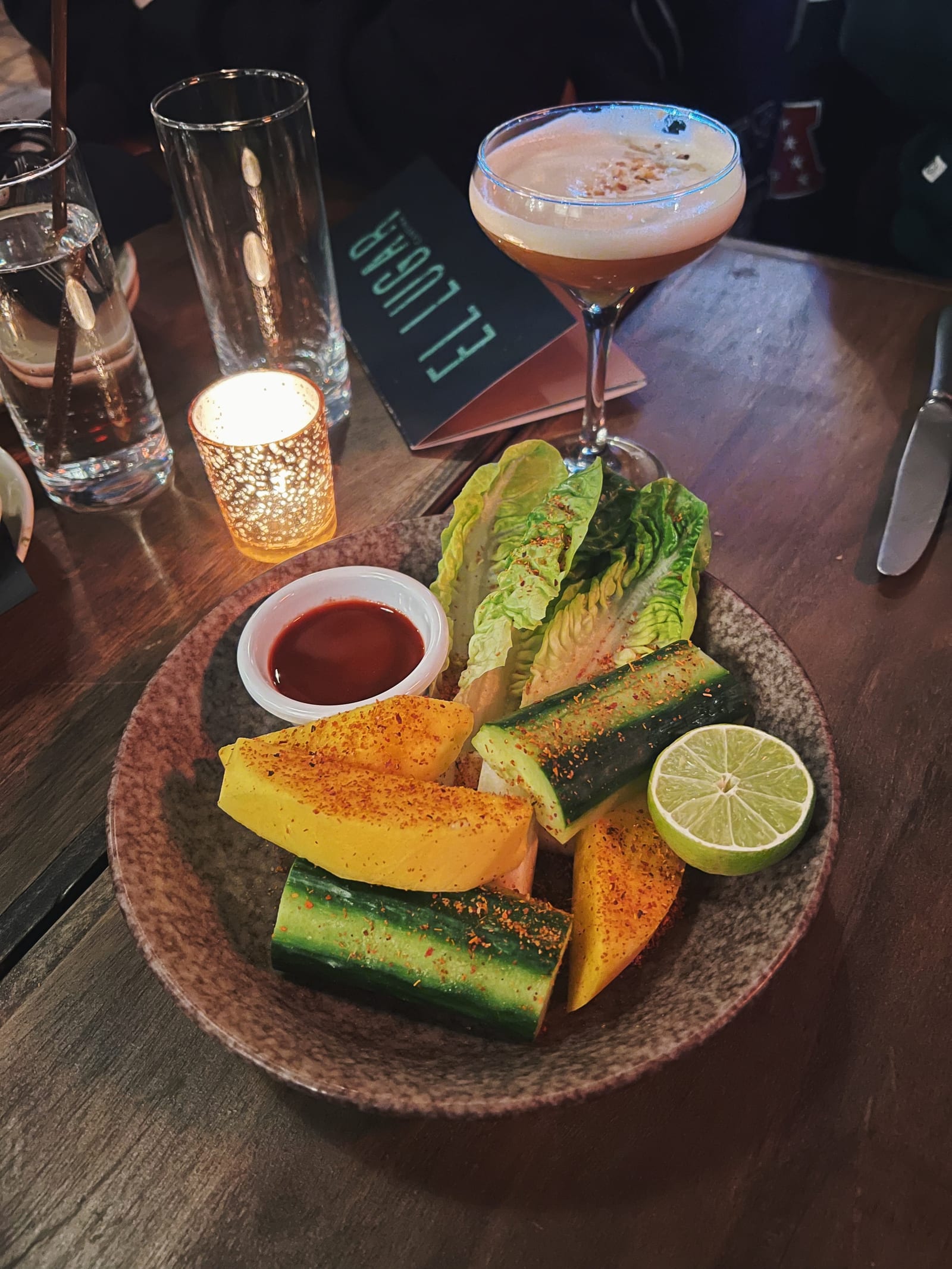 El Lugar Cantina