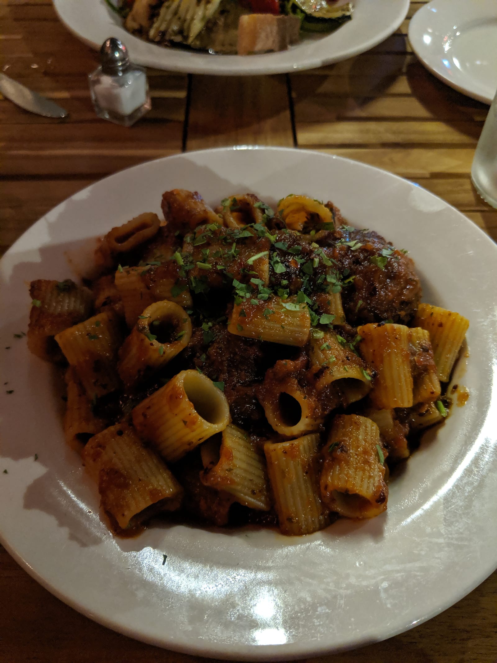 Max Restaurant