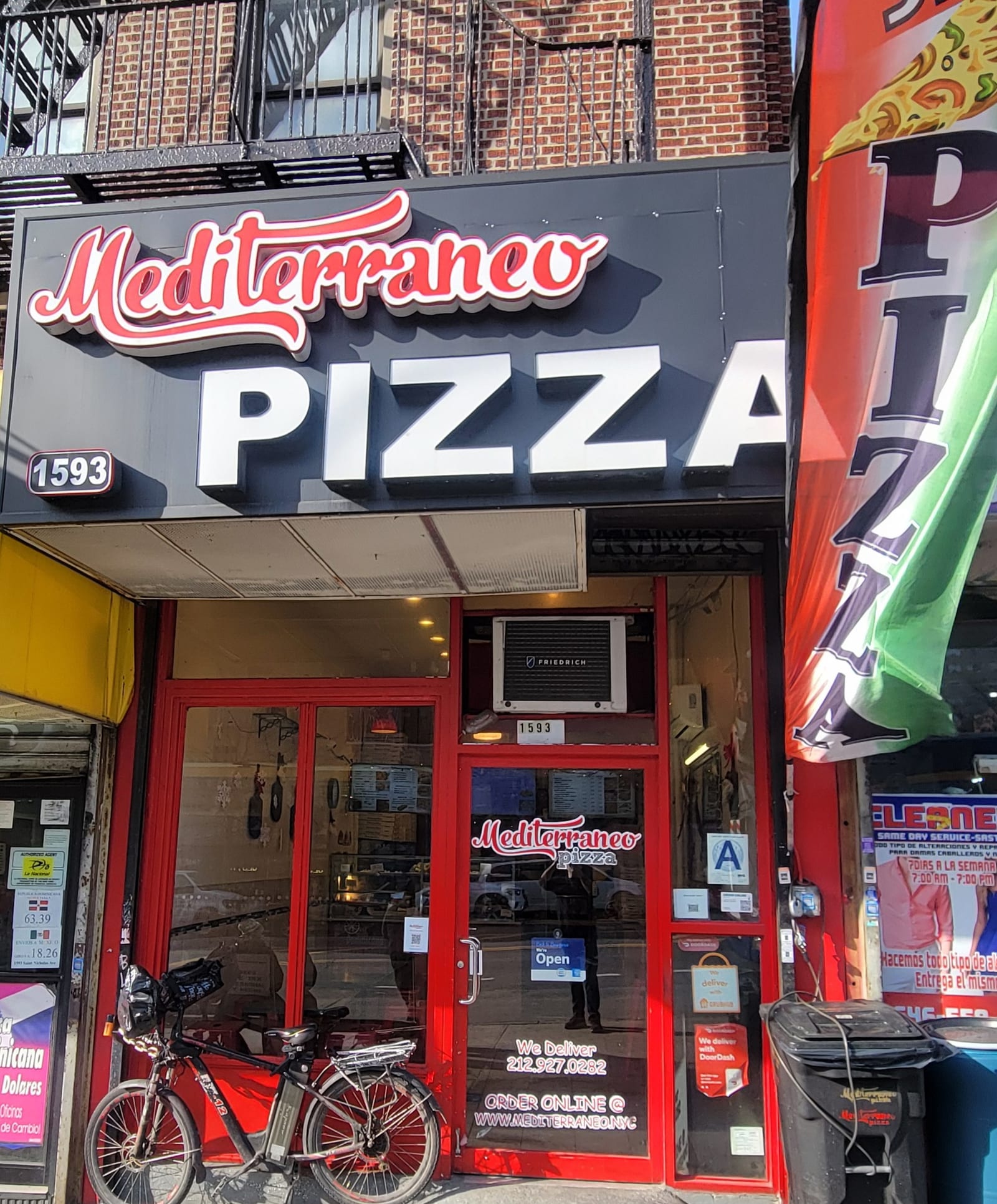 Mediterraneo Pizza