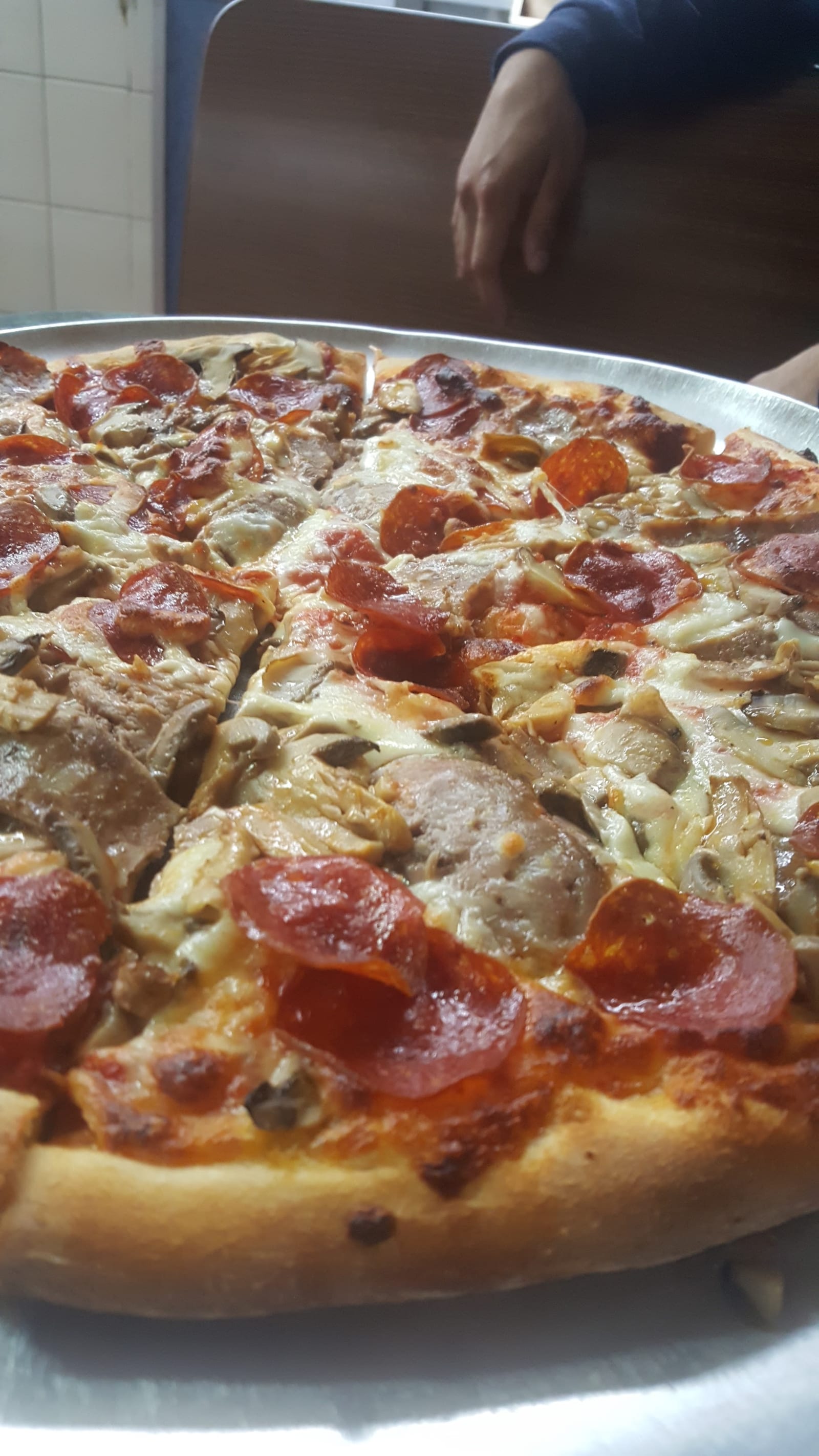 P & M Classic Pizza and Restaurant