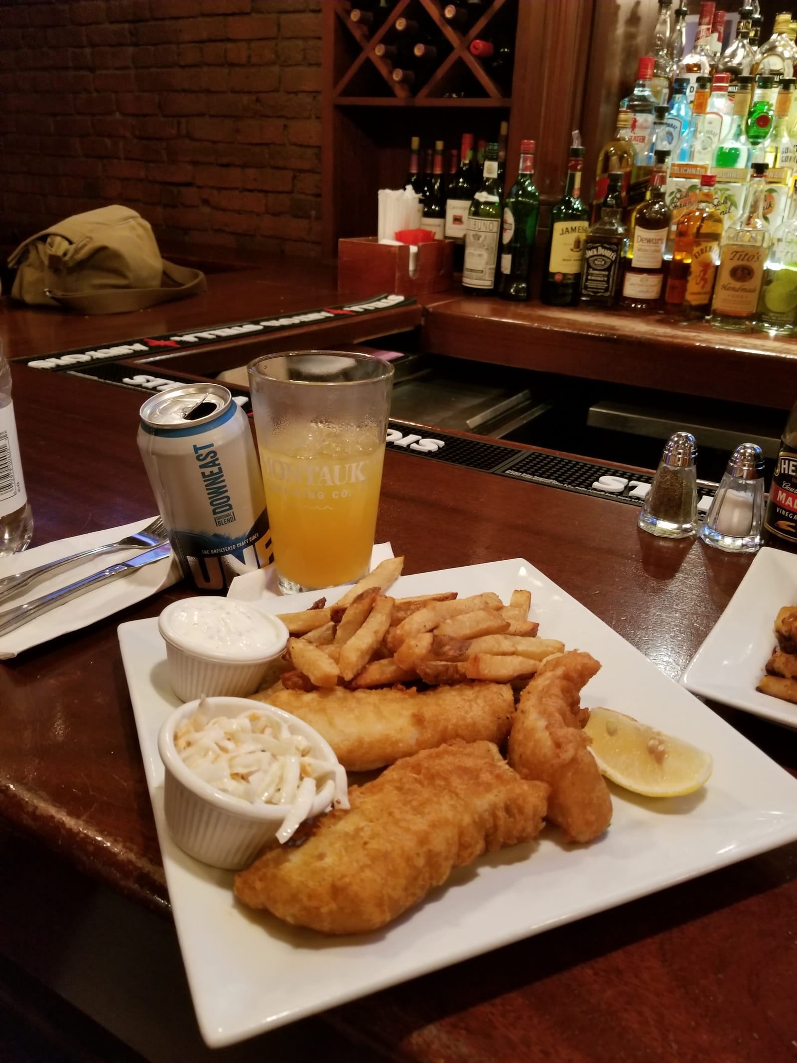 Ryan Maguire's Bar & Restaurant